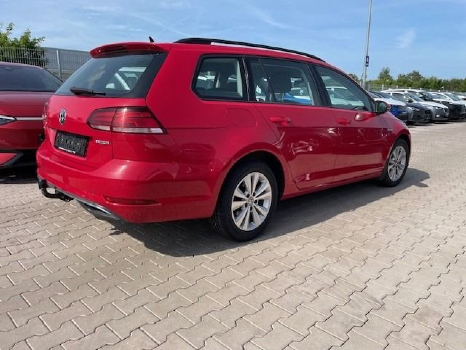 Volkswagen - Golf_3