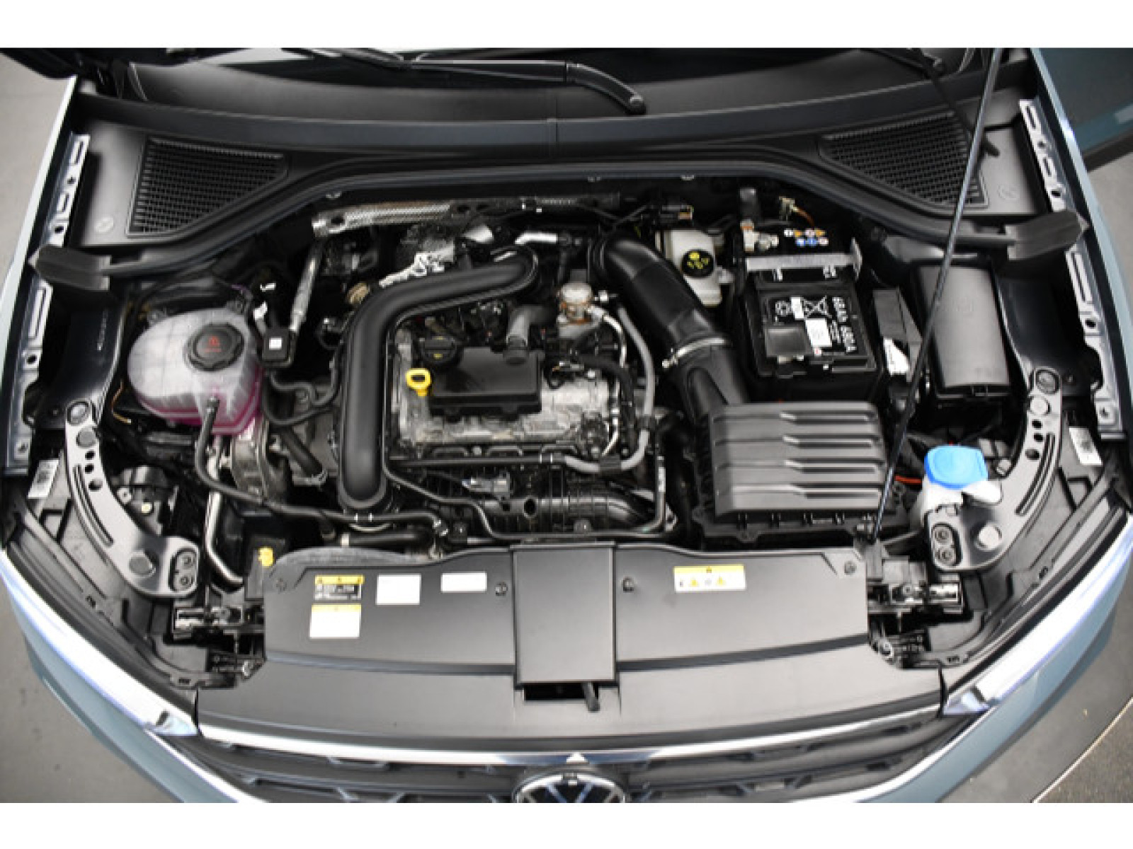 Volkswagen - T-Roc_11