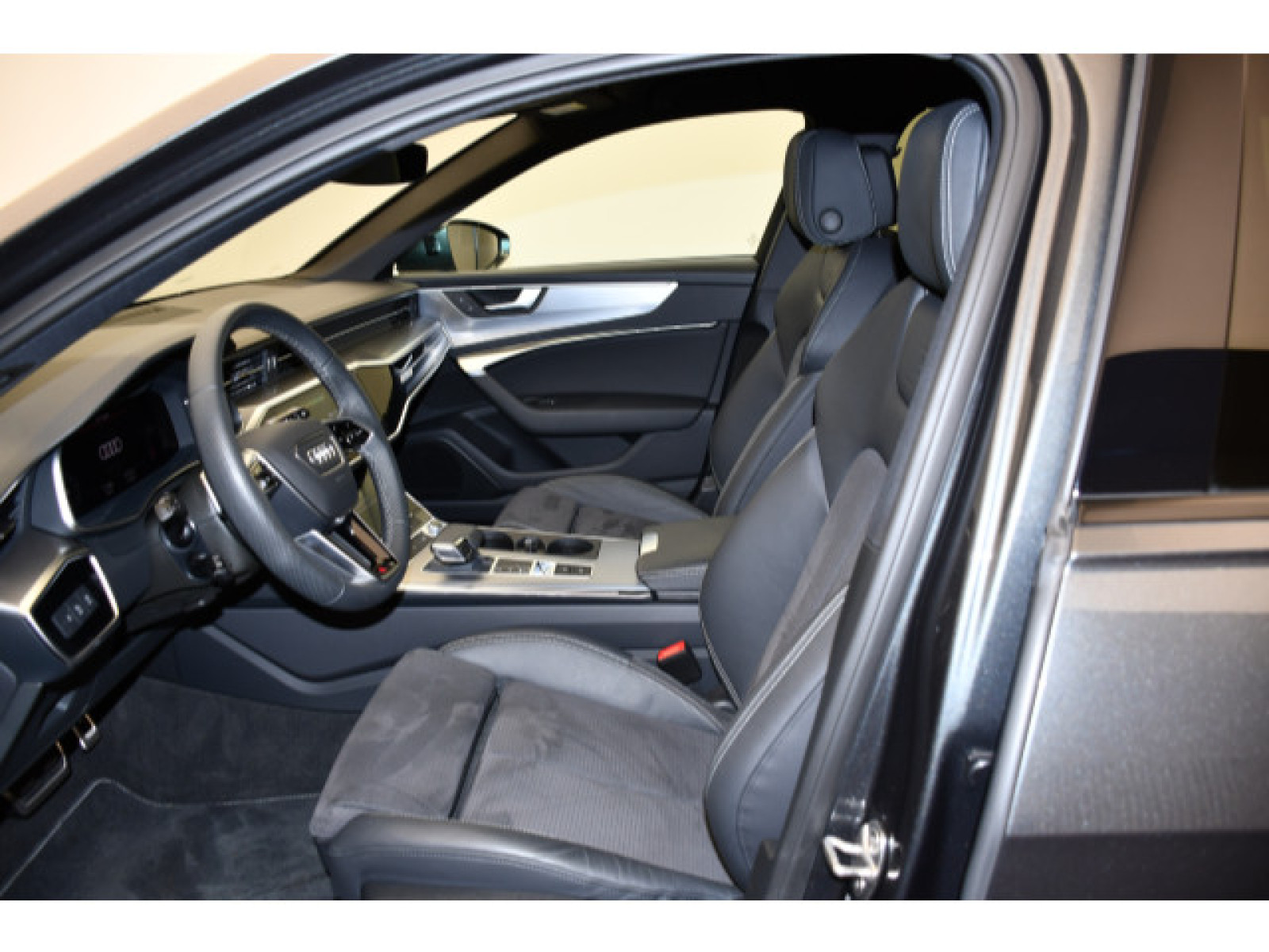 Audi - S6 Avant_3