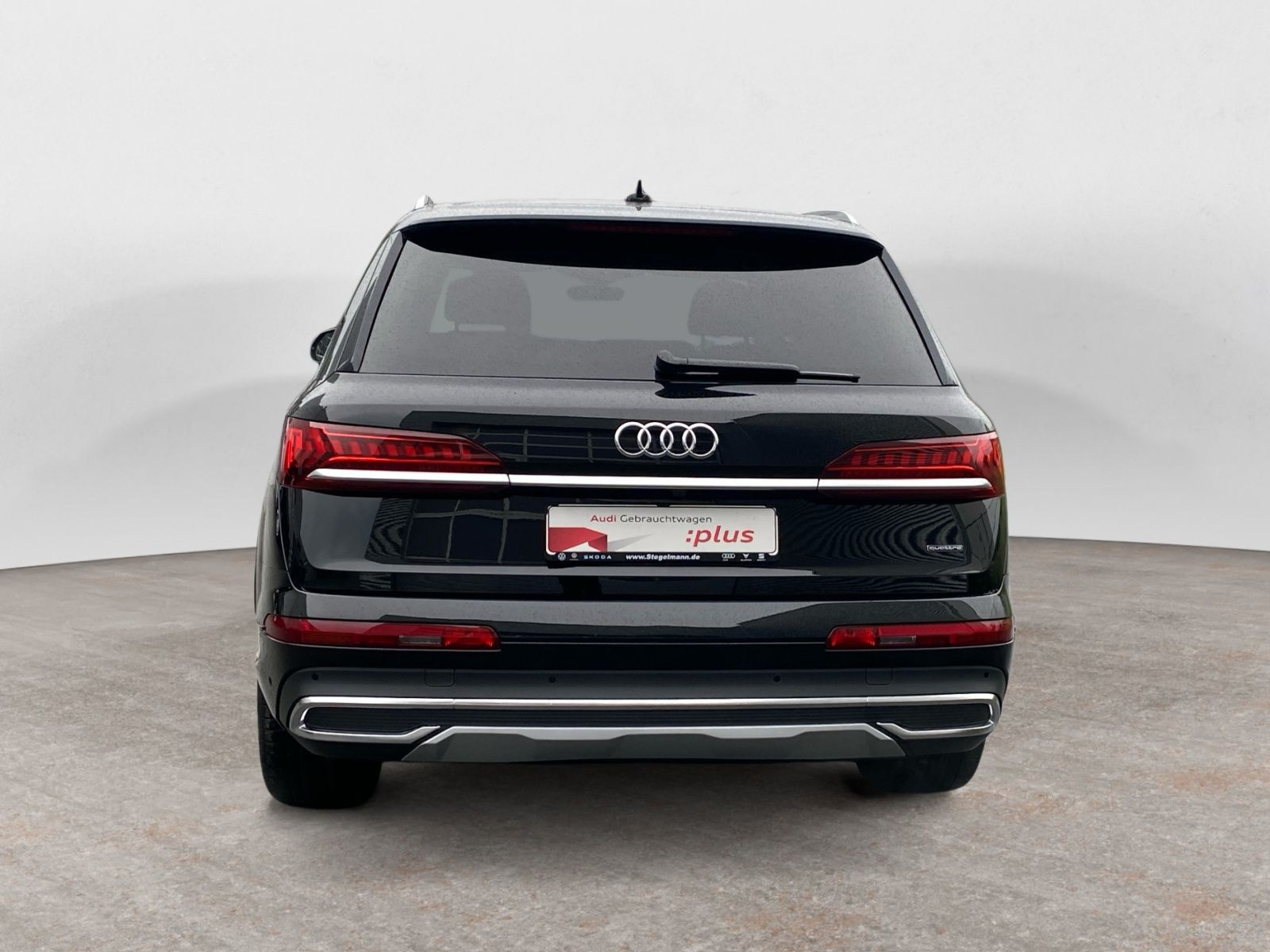 Audi - Q7_5