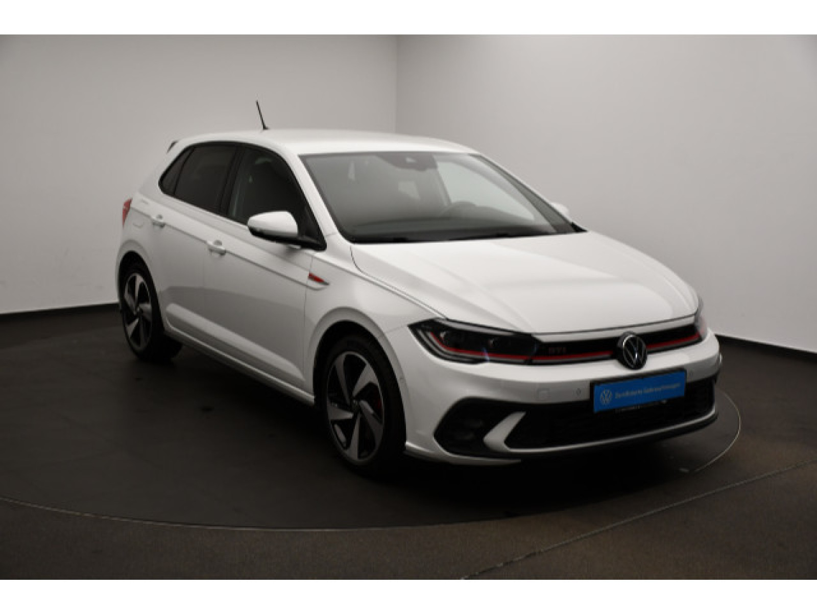 Volkswagen - Polo_12