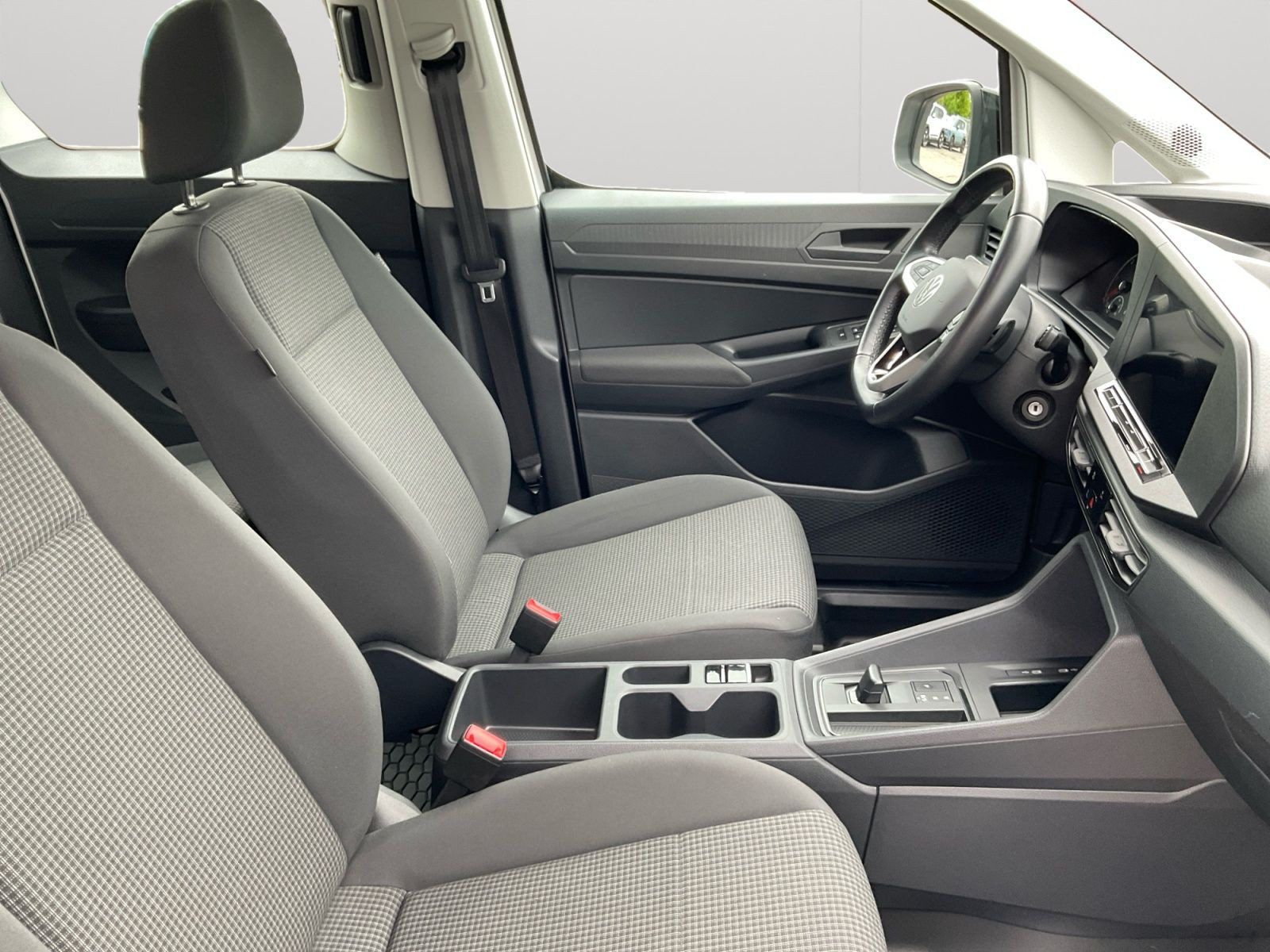 Volkswagen - Caddy_15