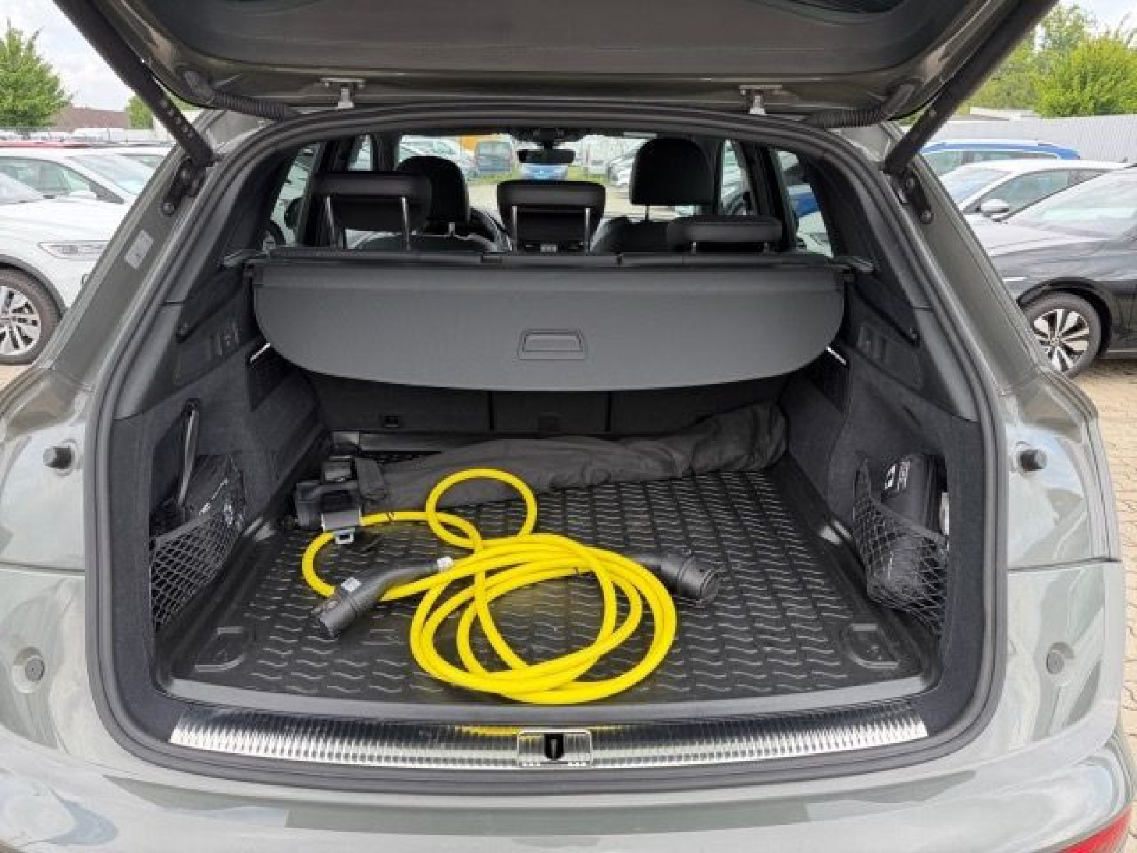 Audi - Q5_19