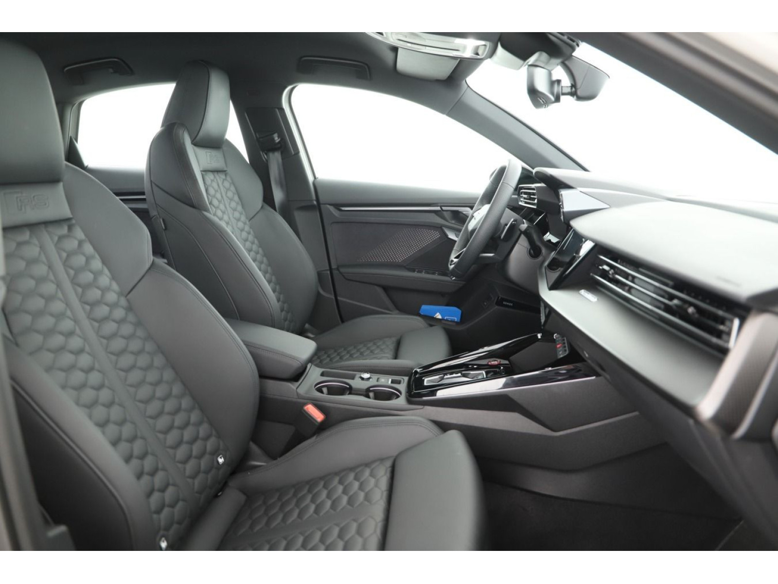 Audi - RS 3 Limousine_7