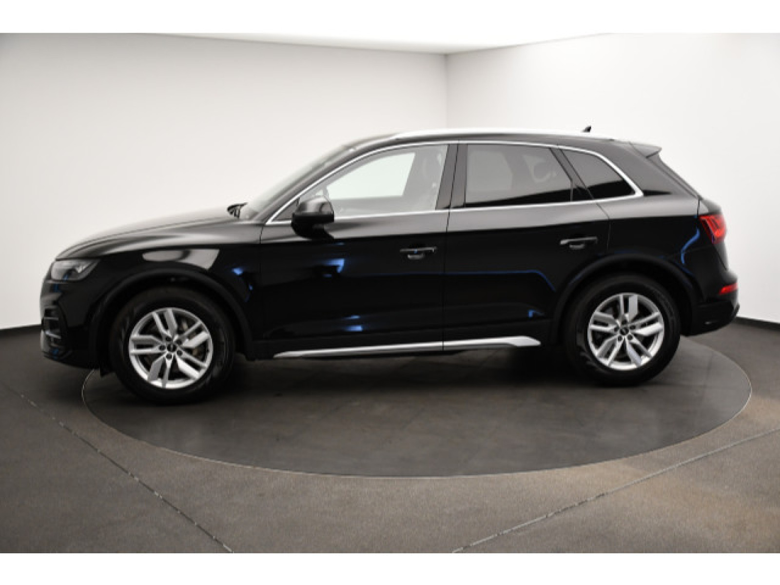 Audi - Q5_17
