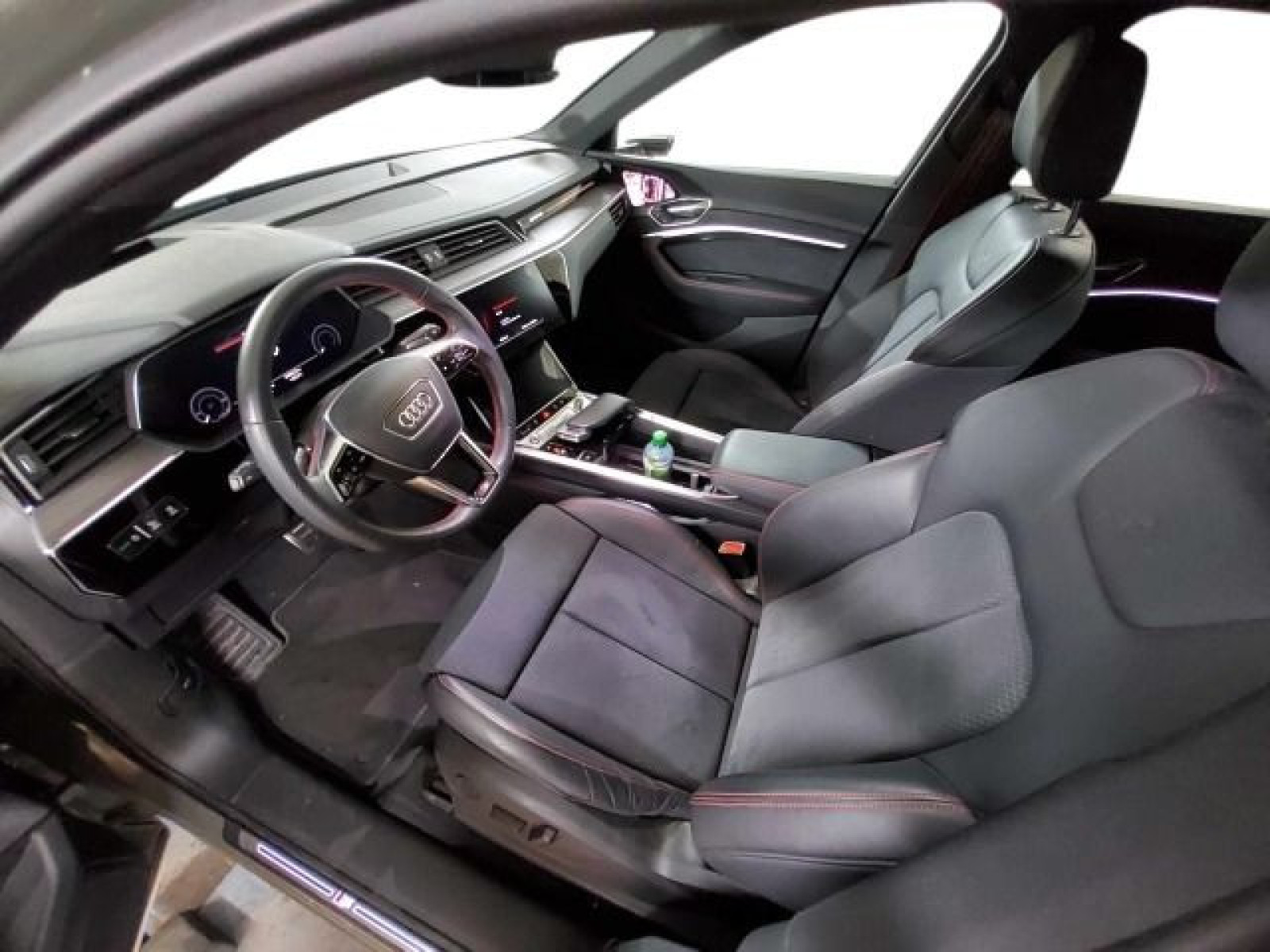 Audi - Q8 e-tron_3
