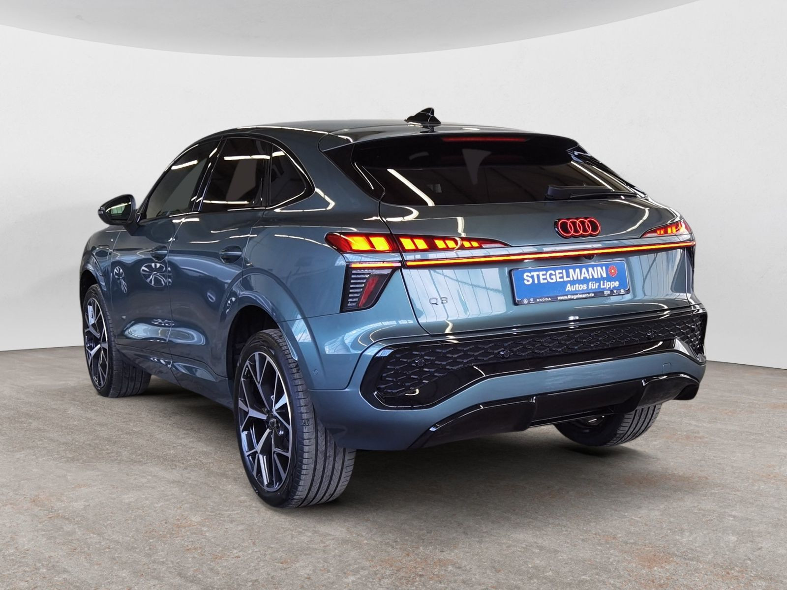 Audi - Q3 Sportback_3