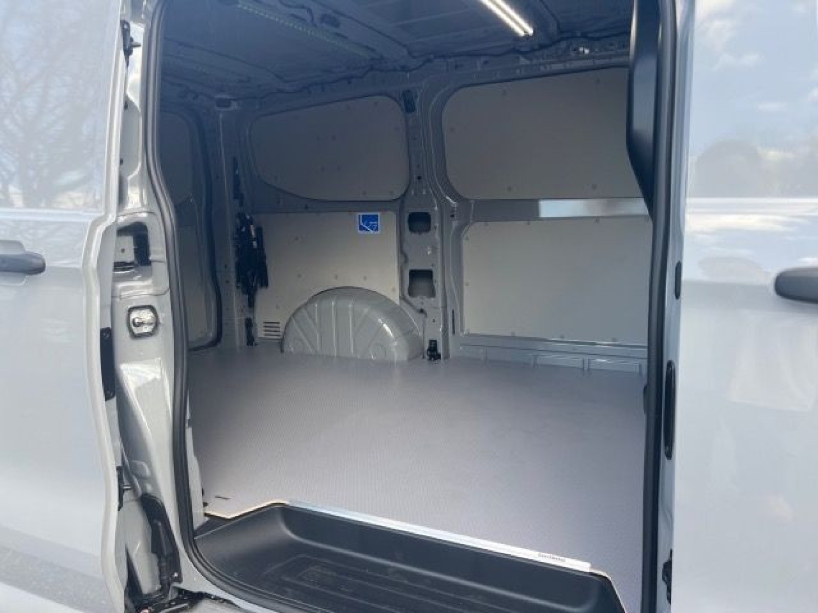 Volkswagen - Transporter Kasten_14