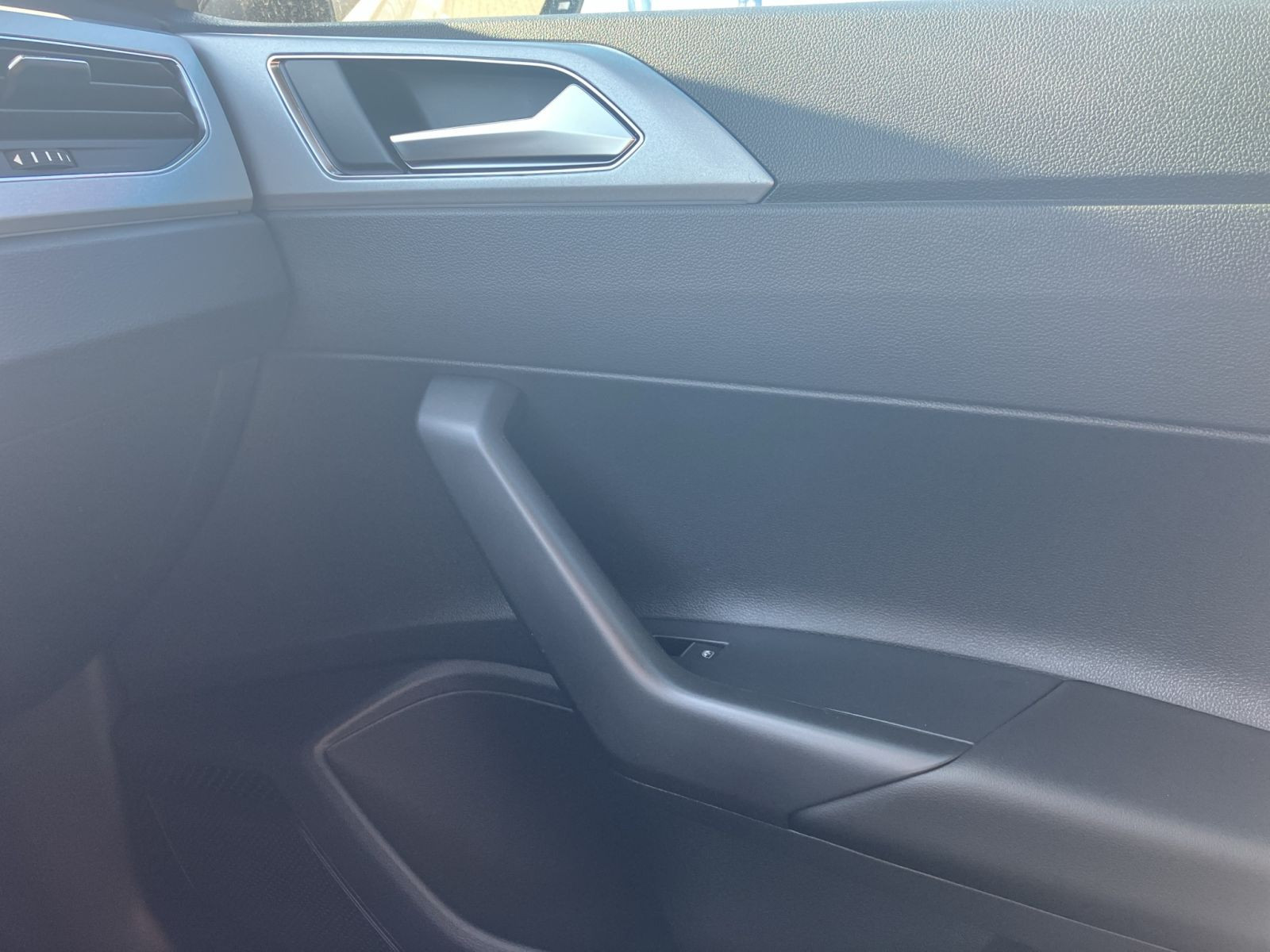 Volkswagen - Polo_16