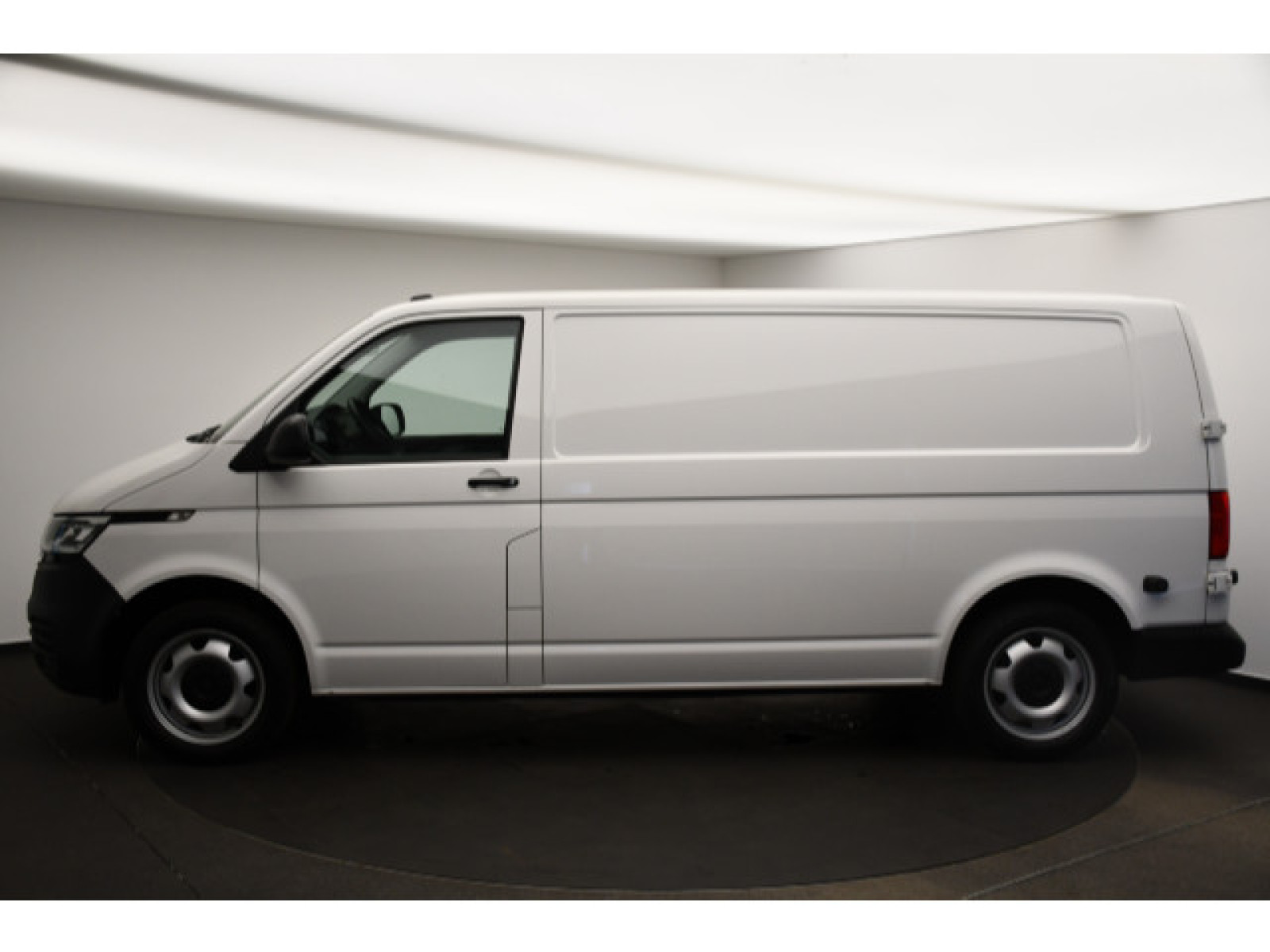 Volkswagen - T6.1 Transporter_15
