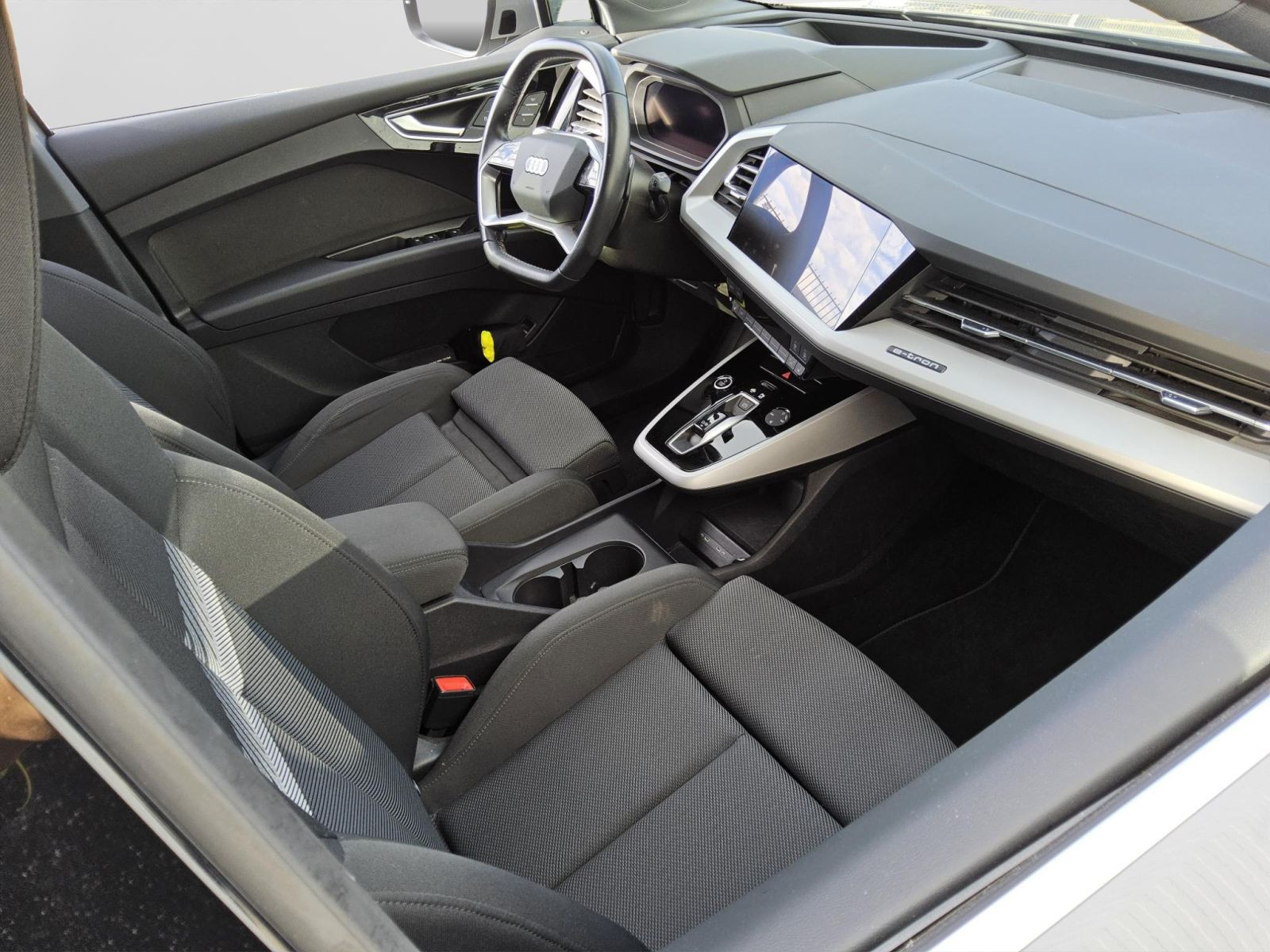 Audi - Q4 e-tron_3
