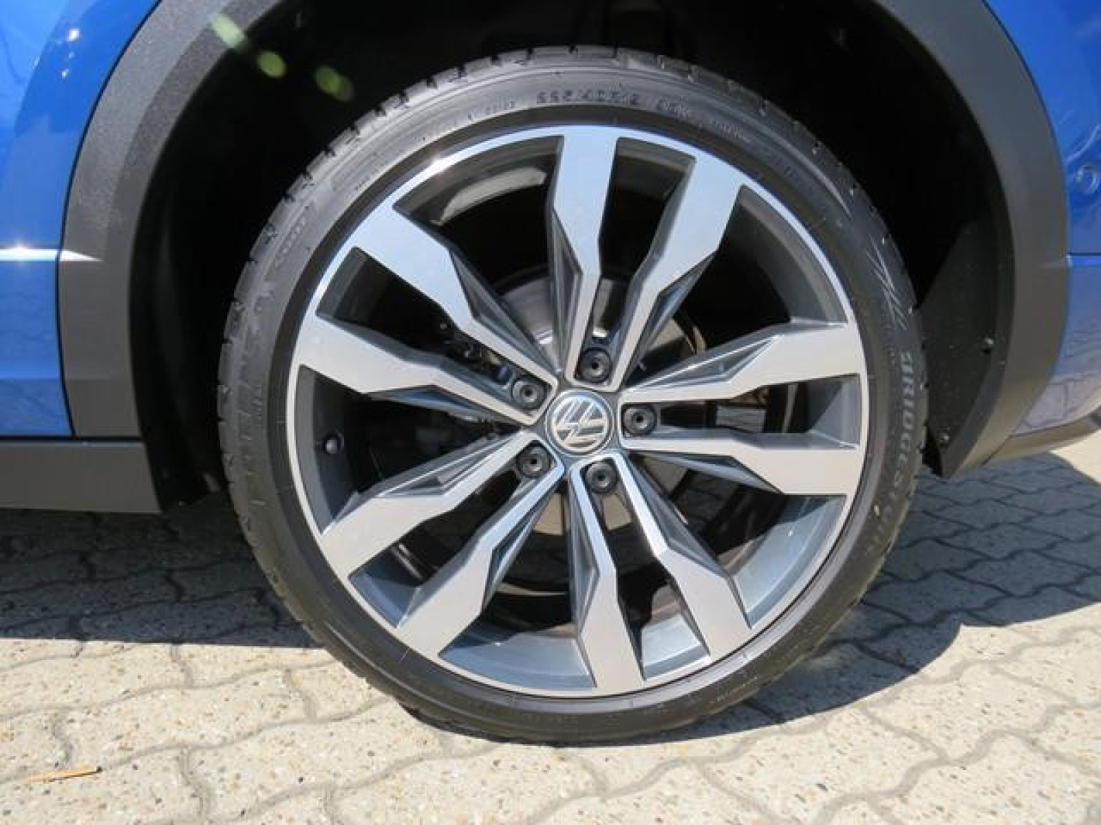 Volkswagen - T-Roc Cabriolet_11