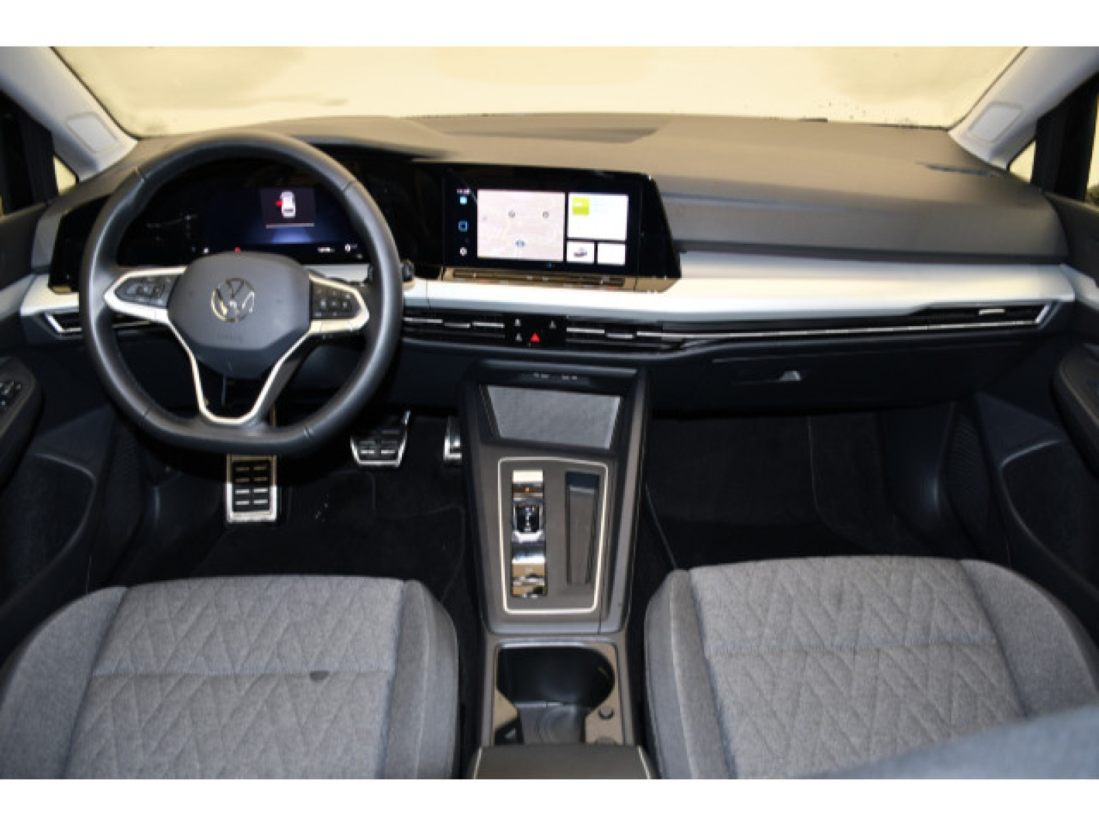 Volkswagen - Golf_4