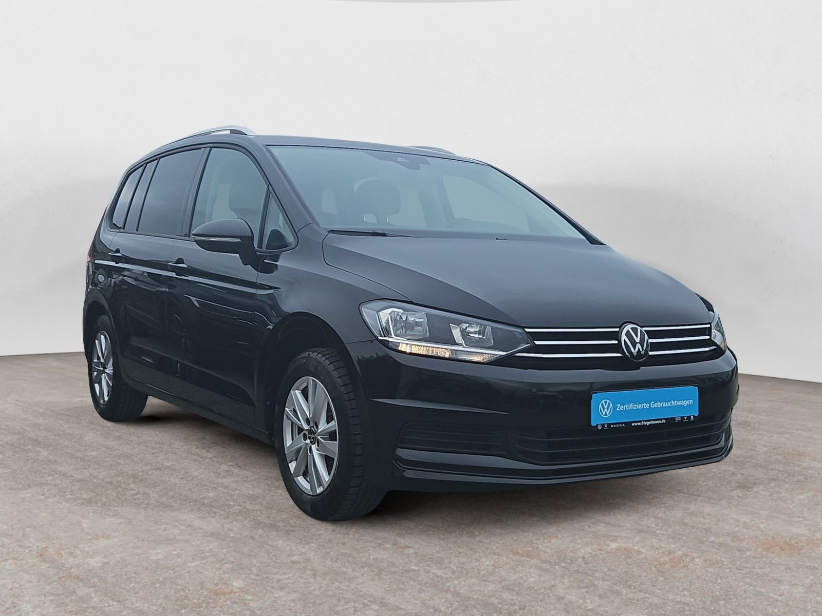 diagonal-frontansicht-aussen diagonal-frontansicht-aussen