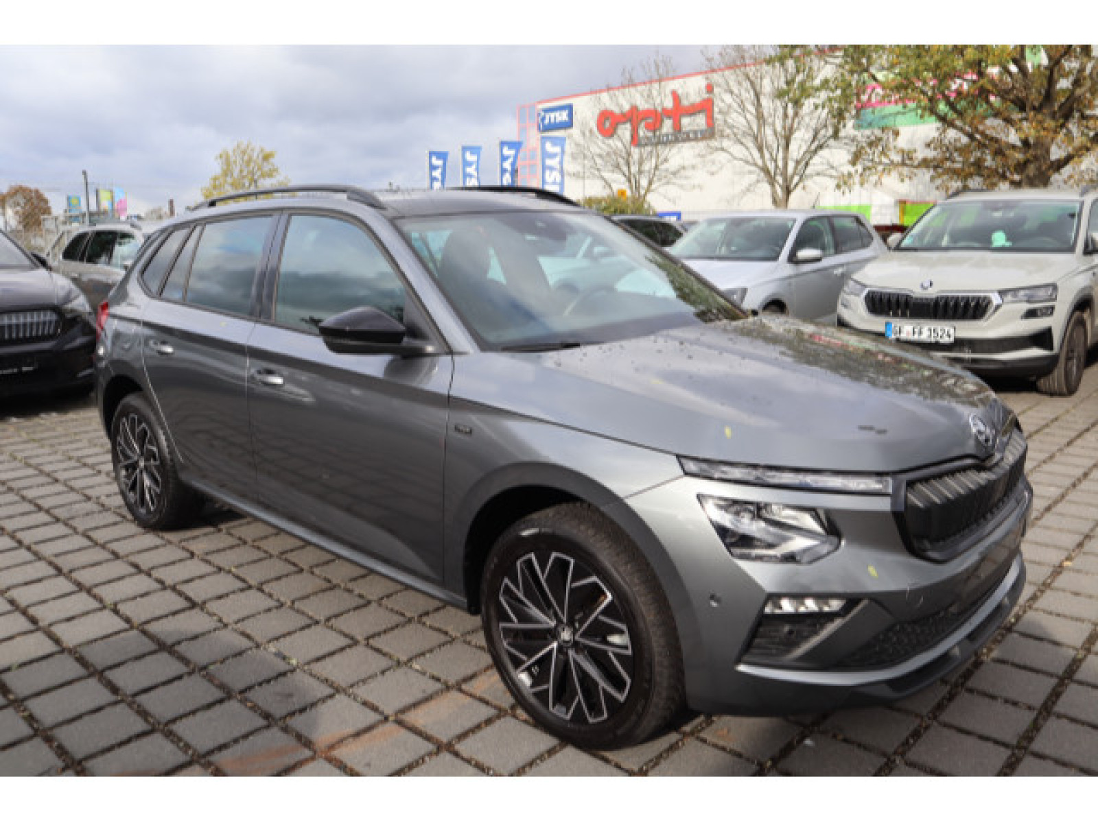 diagonal-frontansicht-aussen