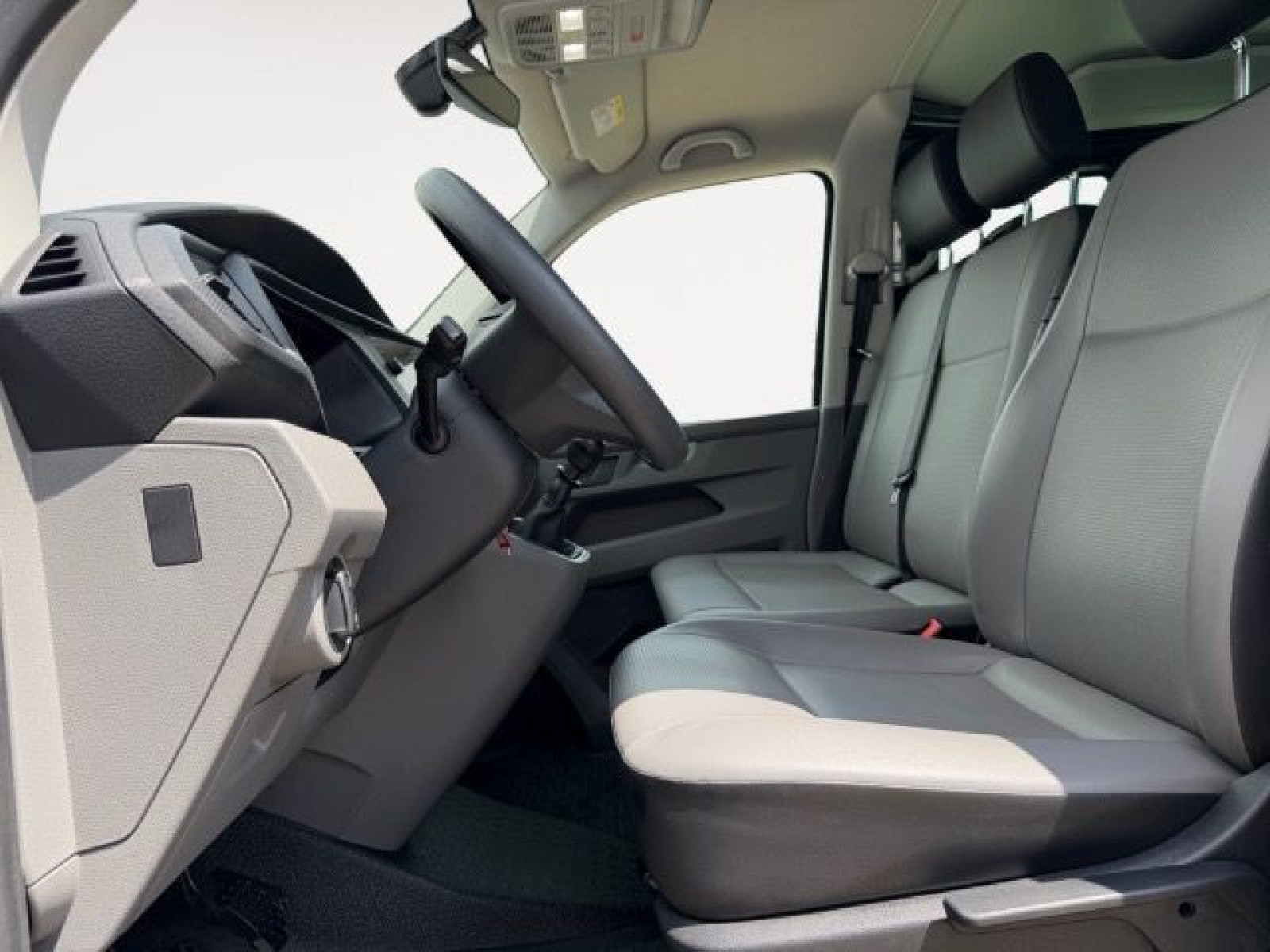 Volkswagen - T6.1 Kombi_10