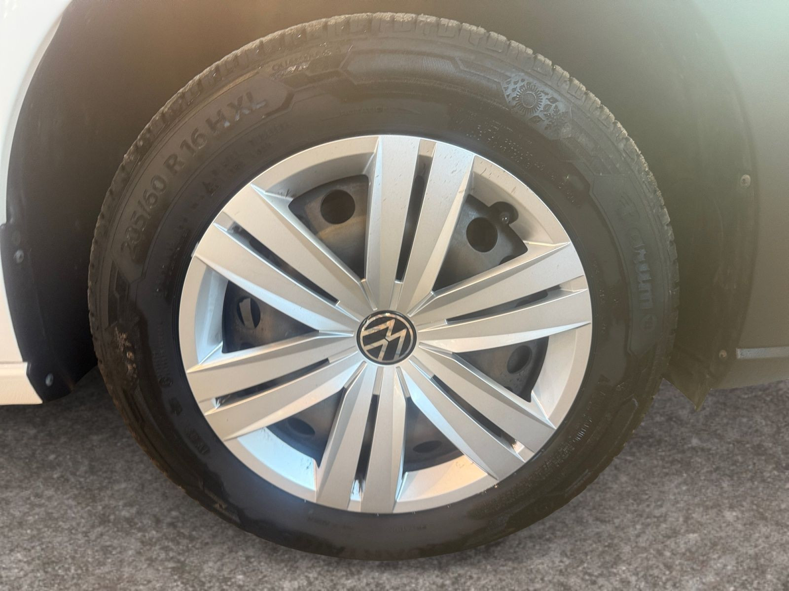 Volkswagen - Caddy_15
