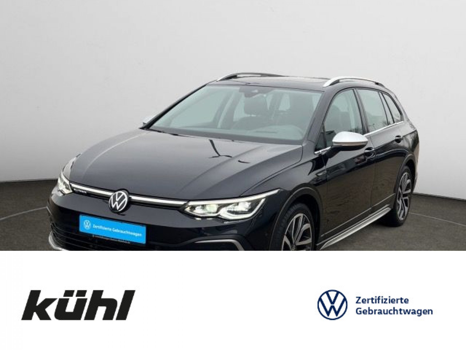 Golf VIII Variant 2.0 TDI DSG 4M Alltrack Navi,AHK,Pano,HUD,LM18