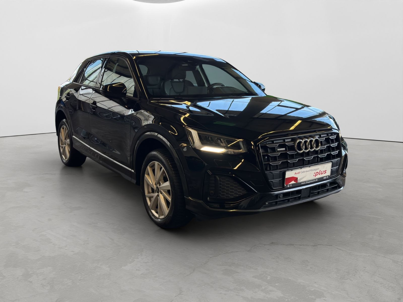 Audi - Q2_8