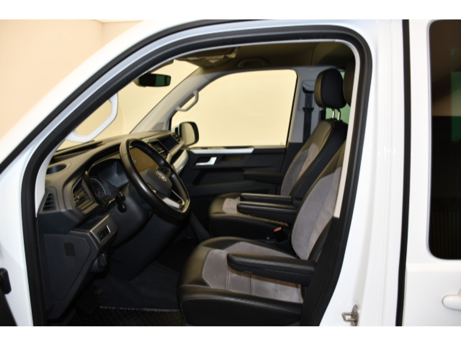 Volkswagen - T6.1 Multivan_3