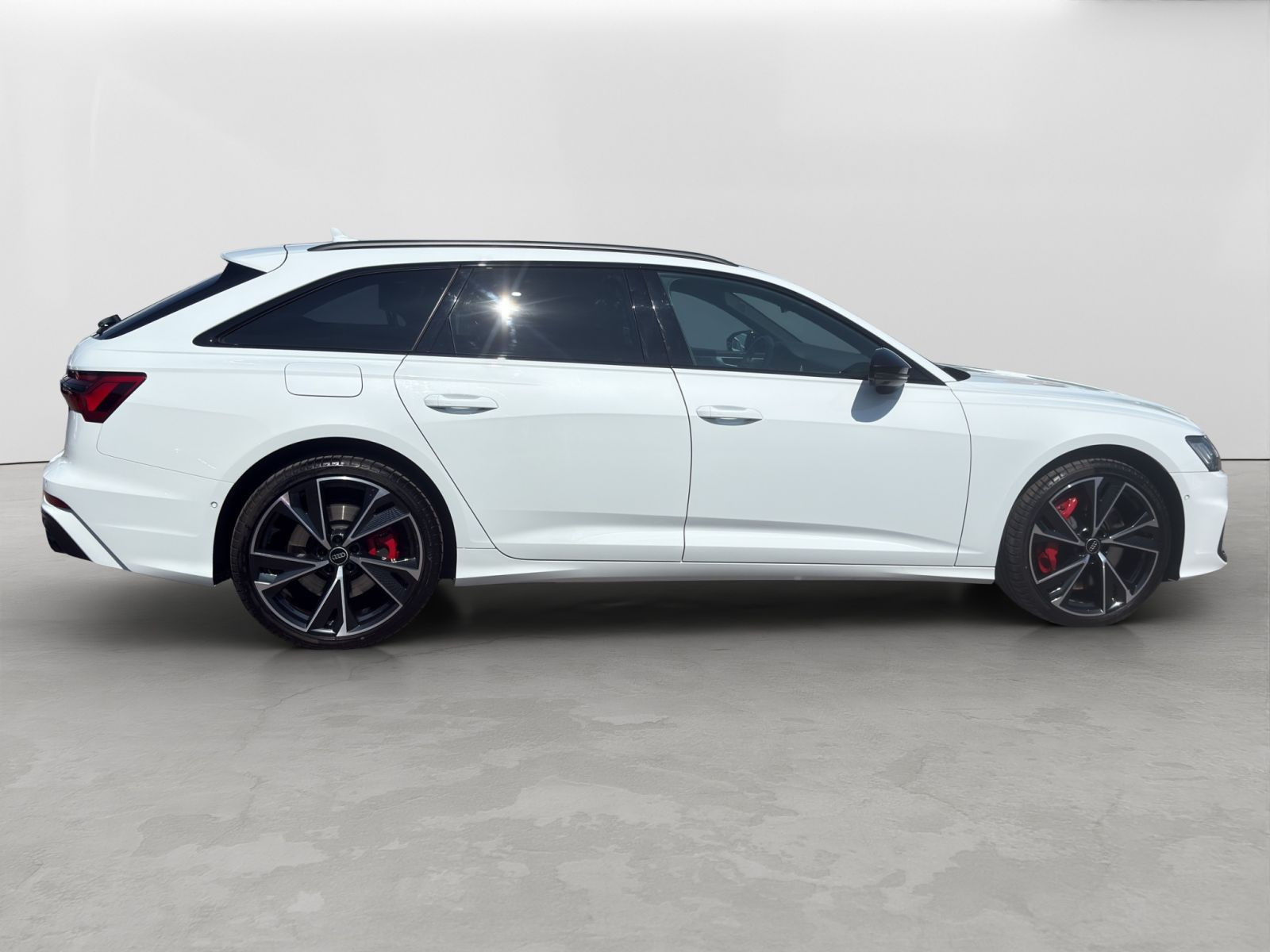 Audi - S6 Avant_8