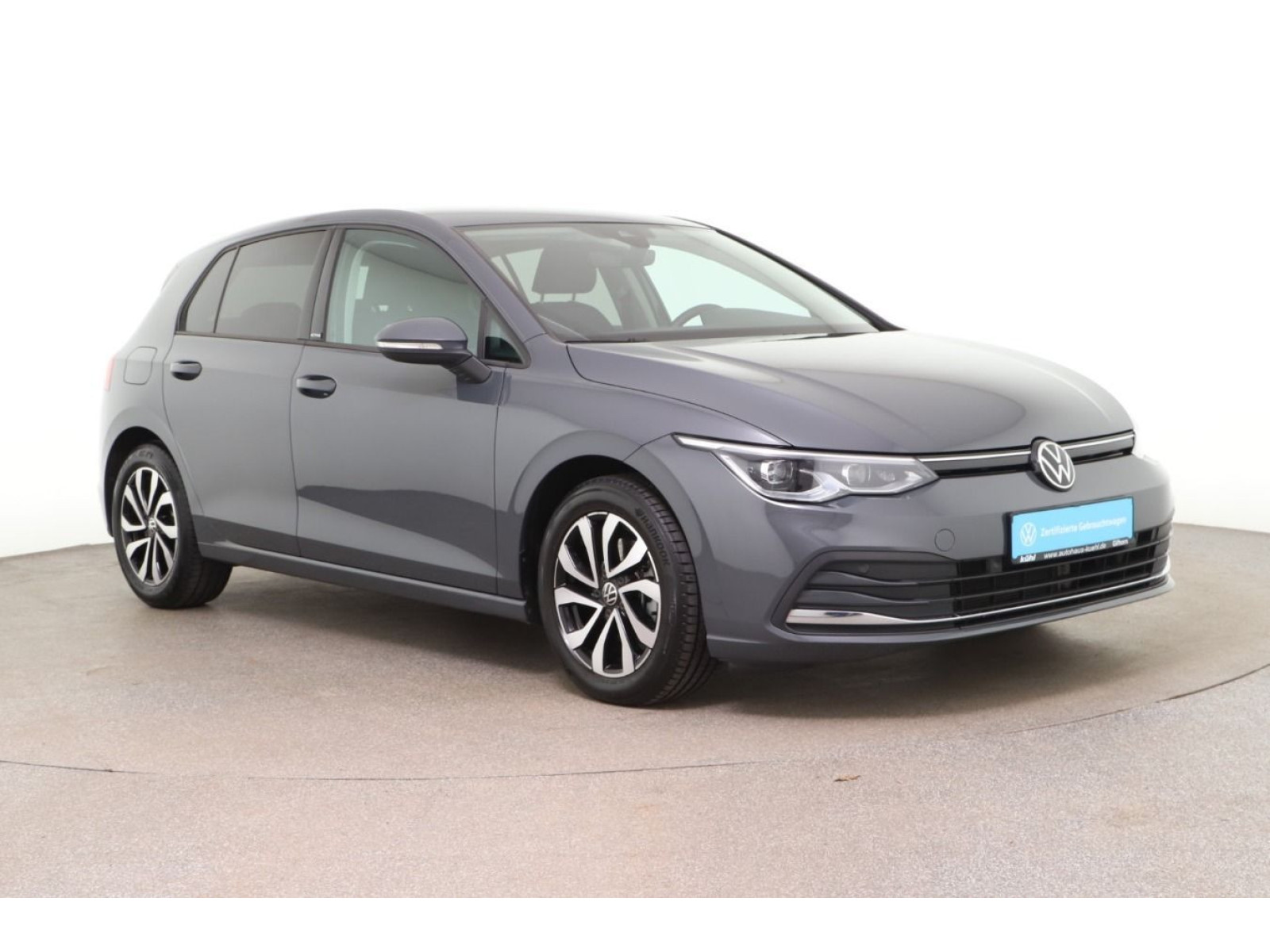 Volkswagen - Golf_5