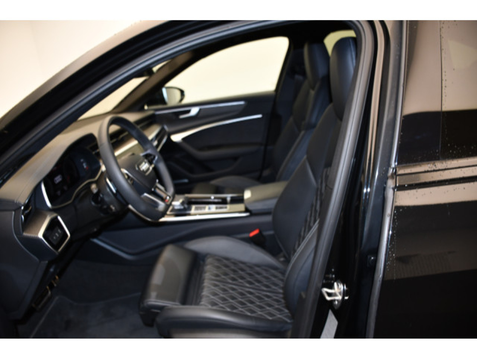 Audi - S6_3