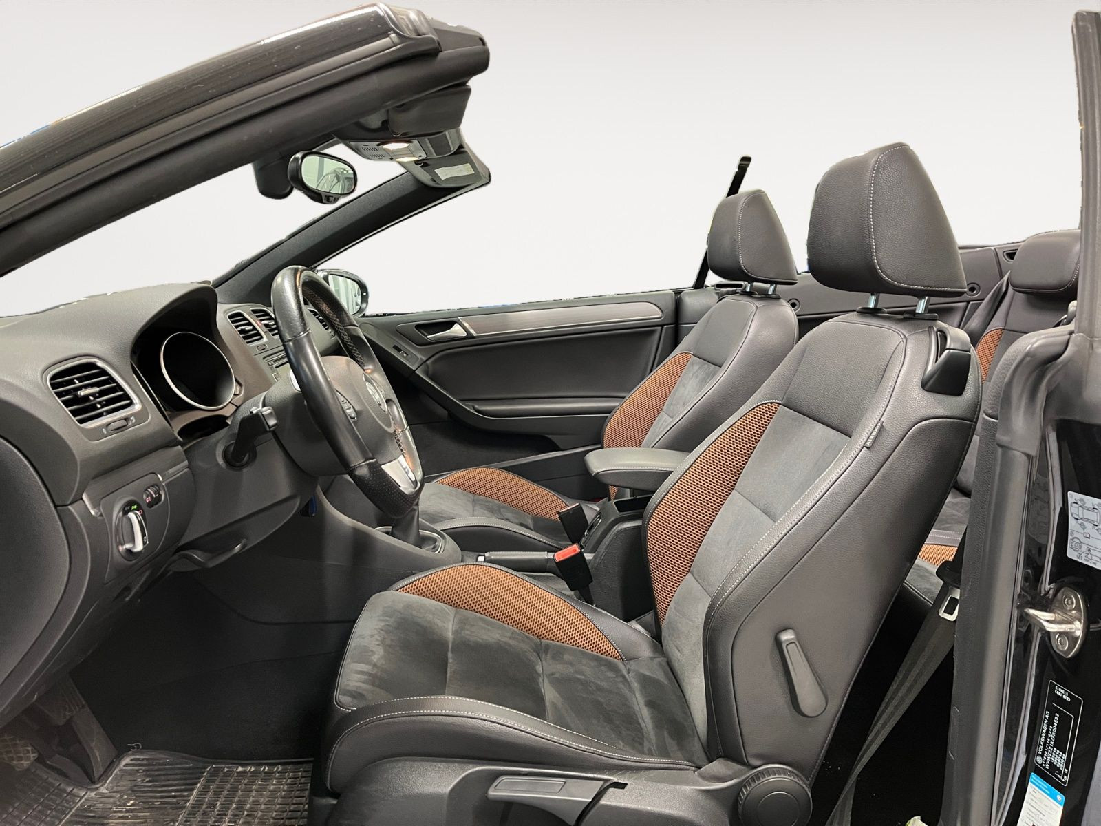 Volkswagen - Golf_10