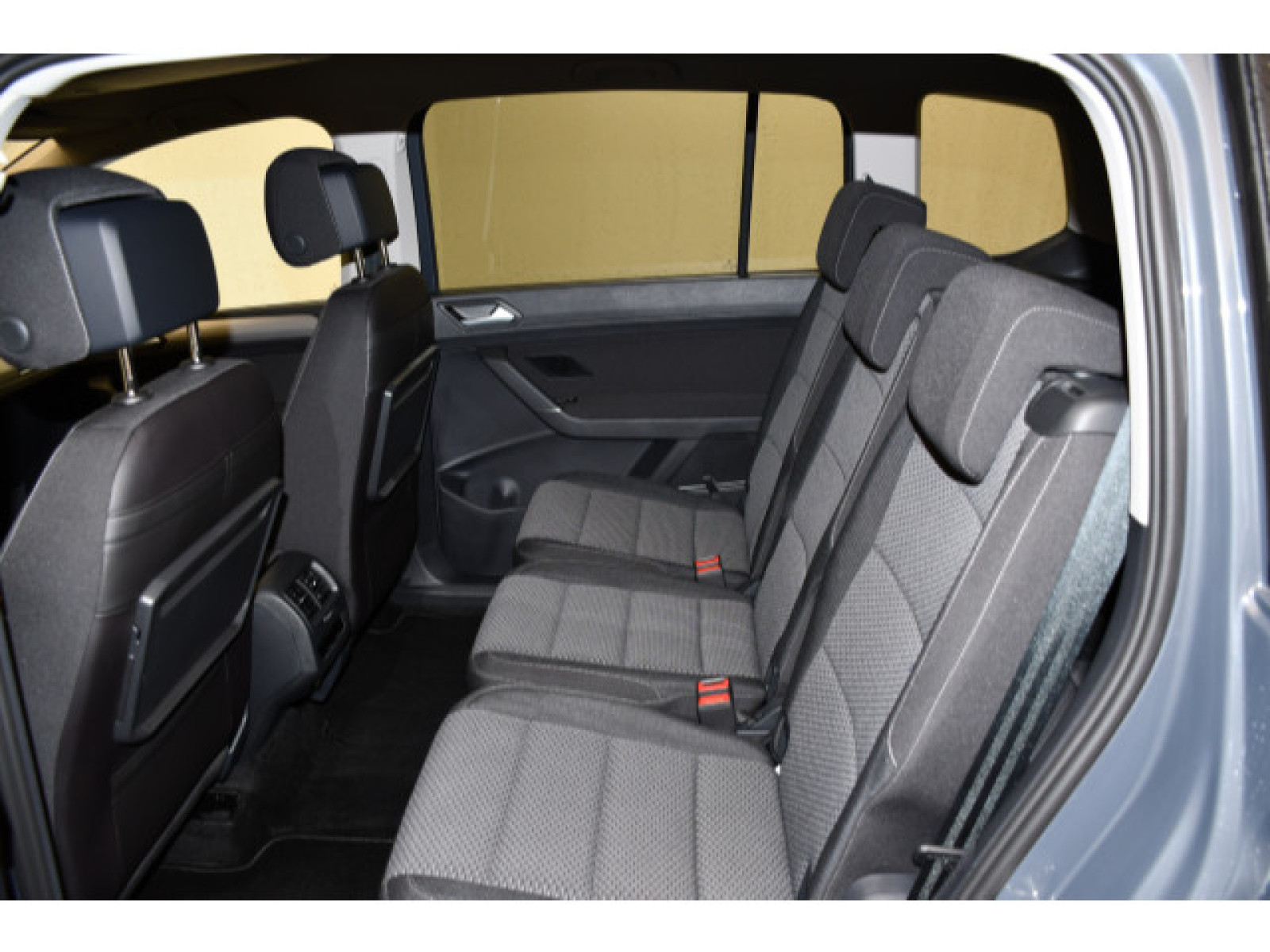 Volkswagen - Touran_9