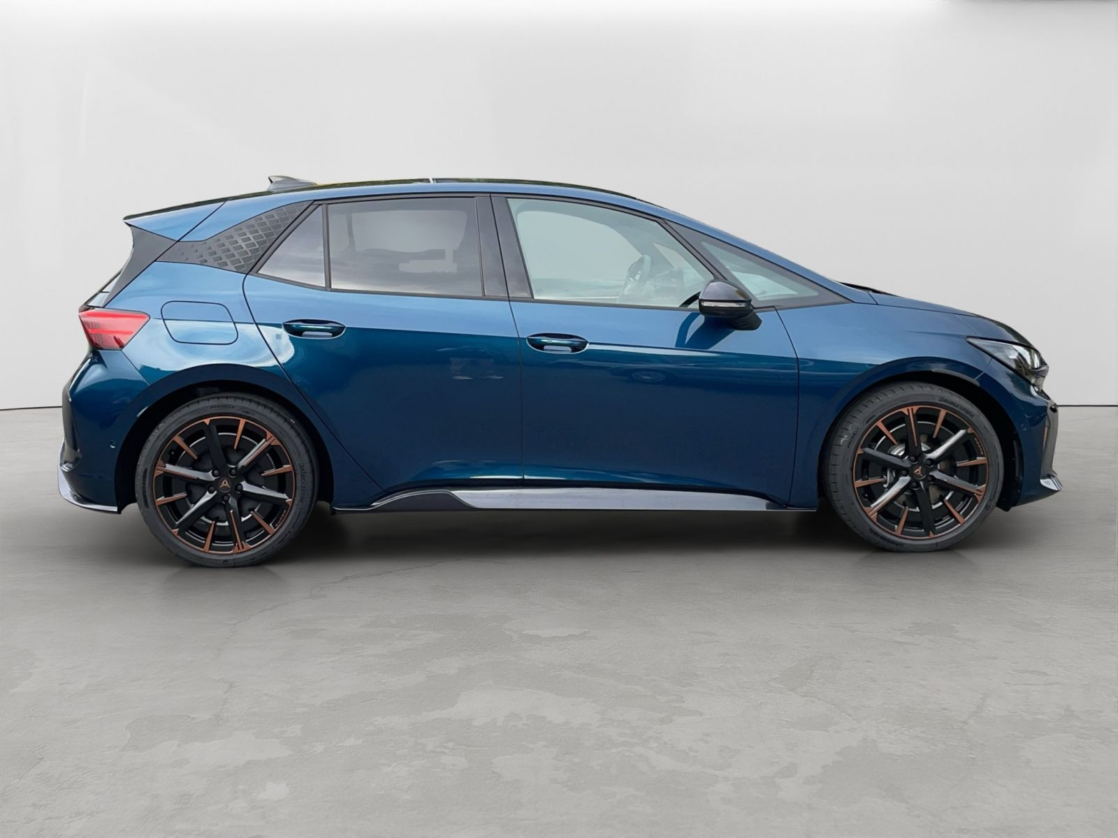 Cupra - Born_7
