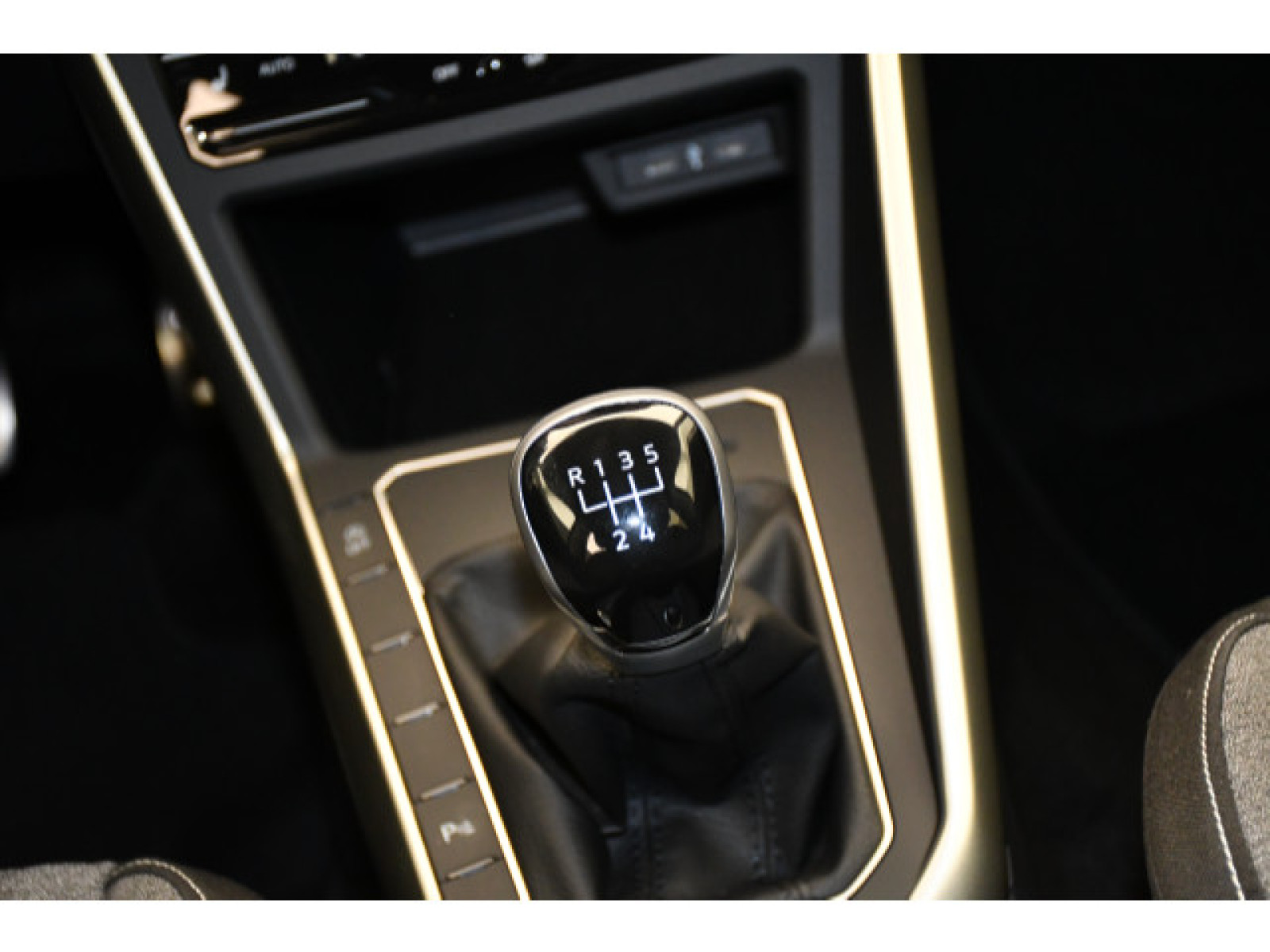 Volkswagen - Polo_7