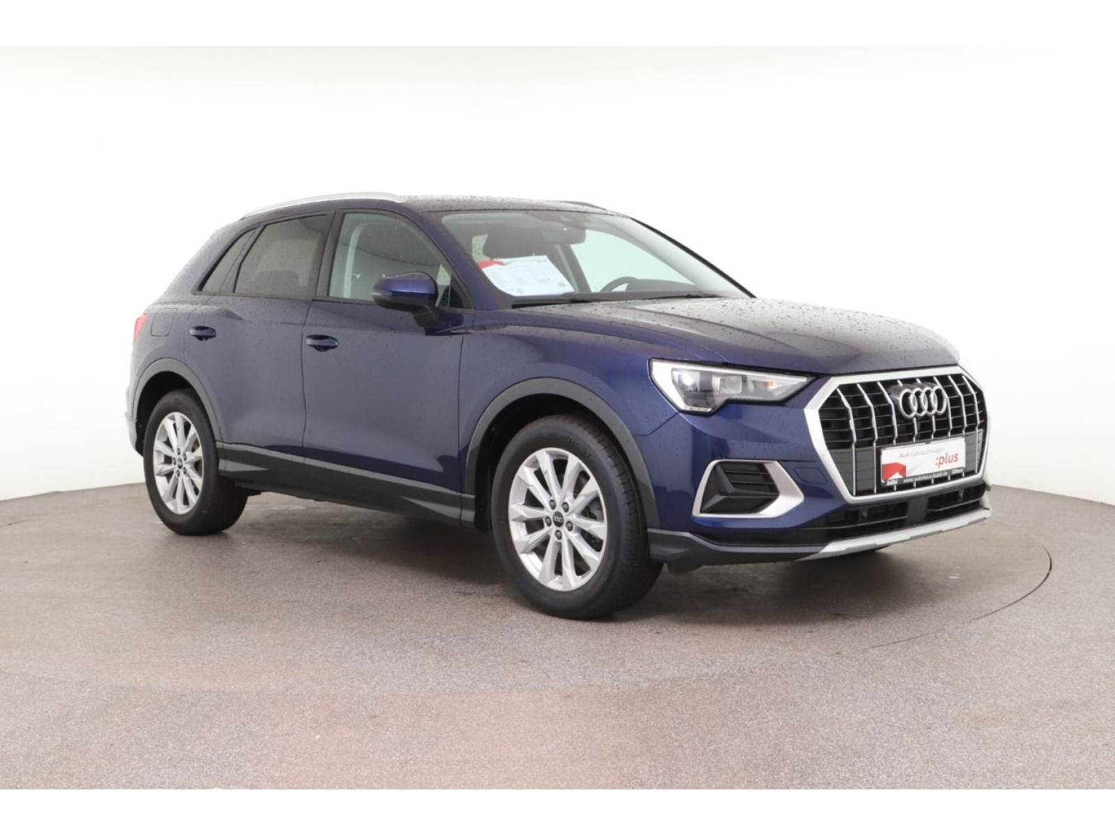 Audi - Q3_6