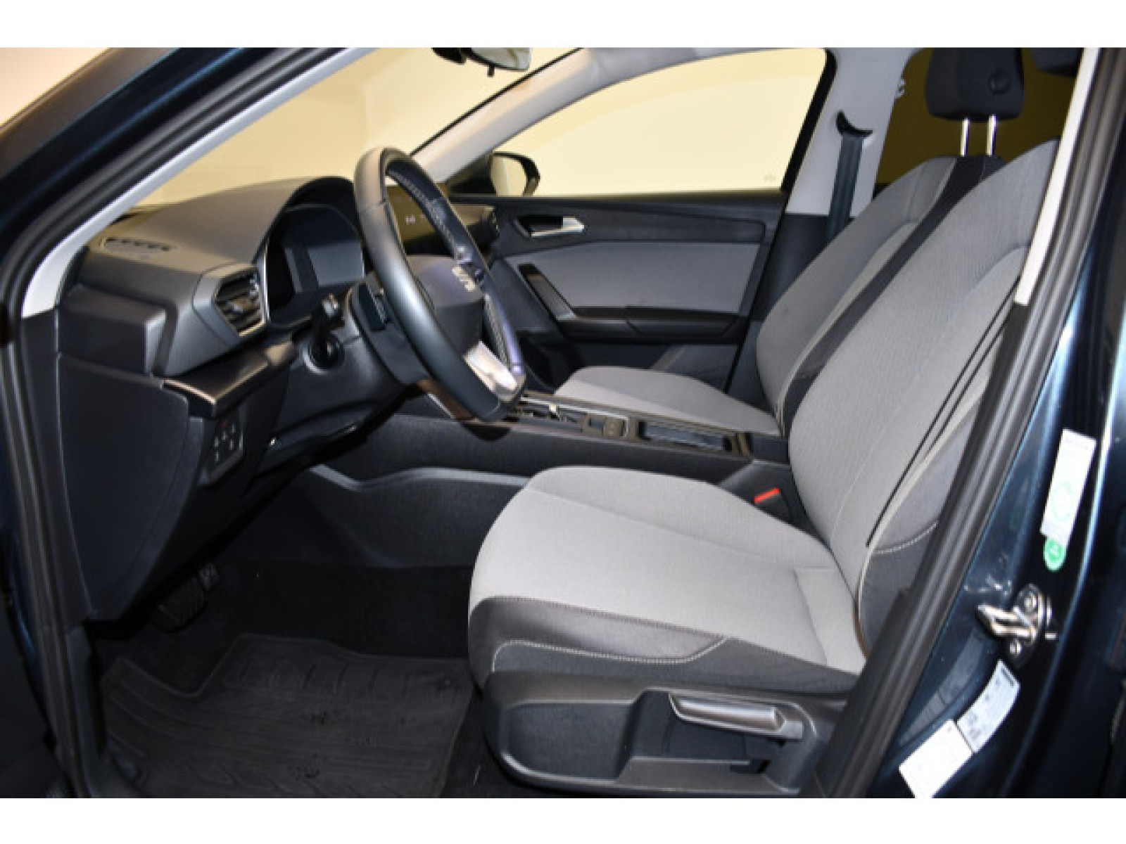 Seat - Leon_3