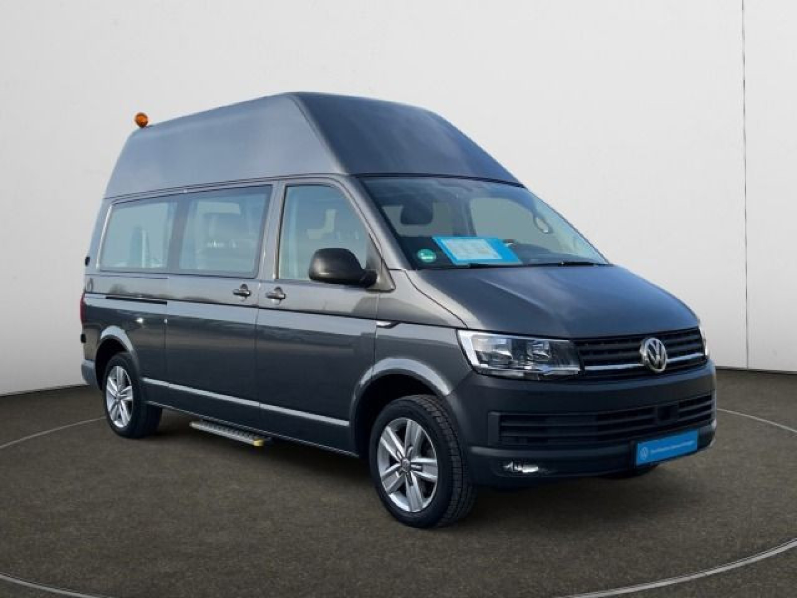 diagonal-frontansicht-aussen