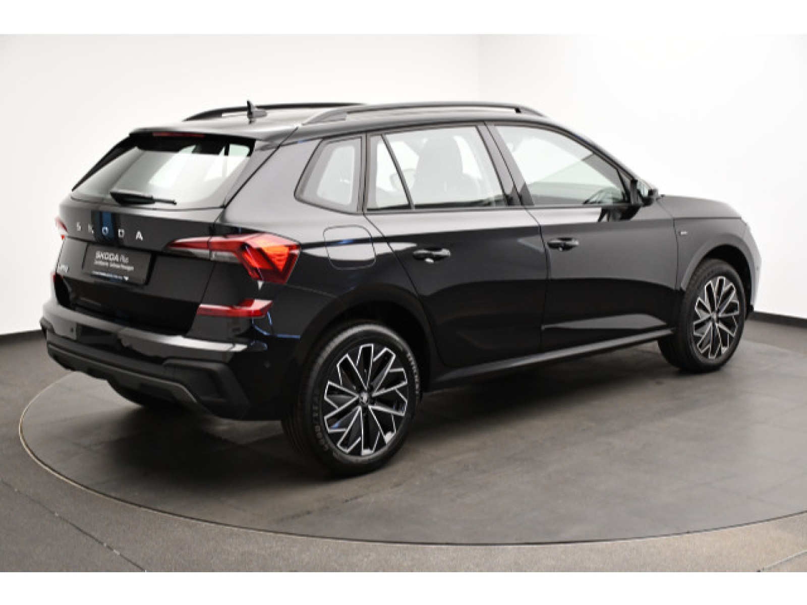 diagonalansicht-hinten-aussen