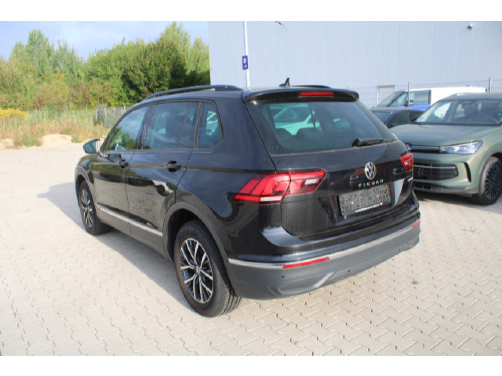 Volkswagen - Tiguan_8