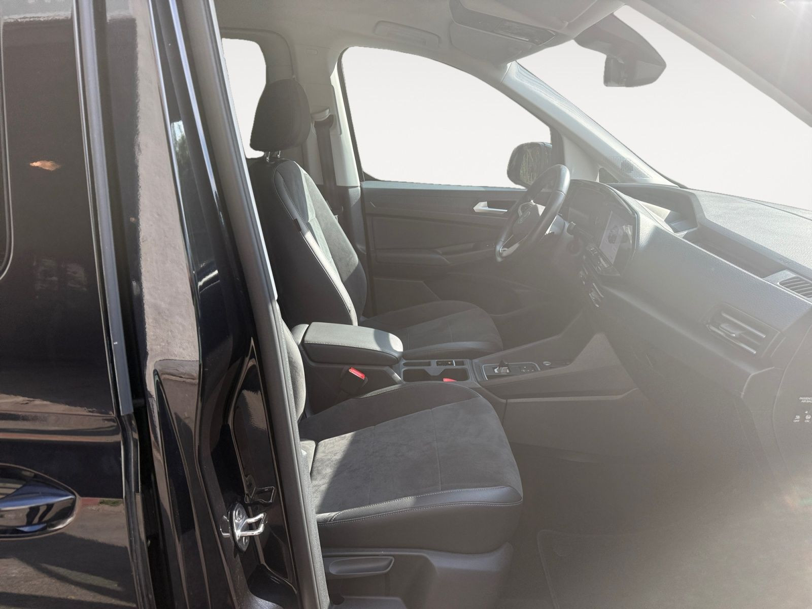 Volkswagen - Caddy_16