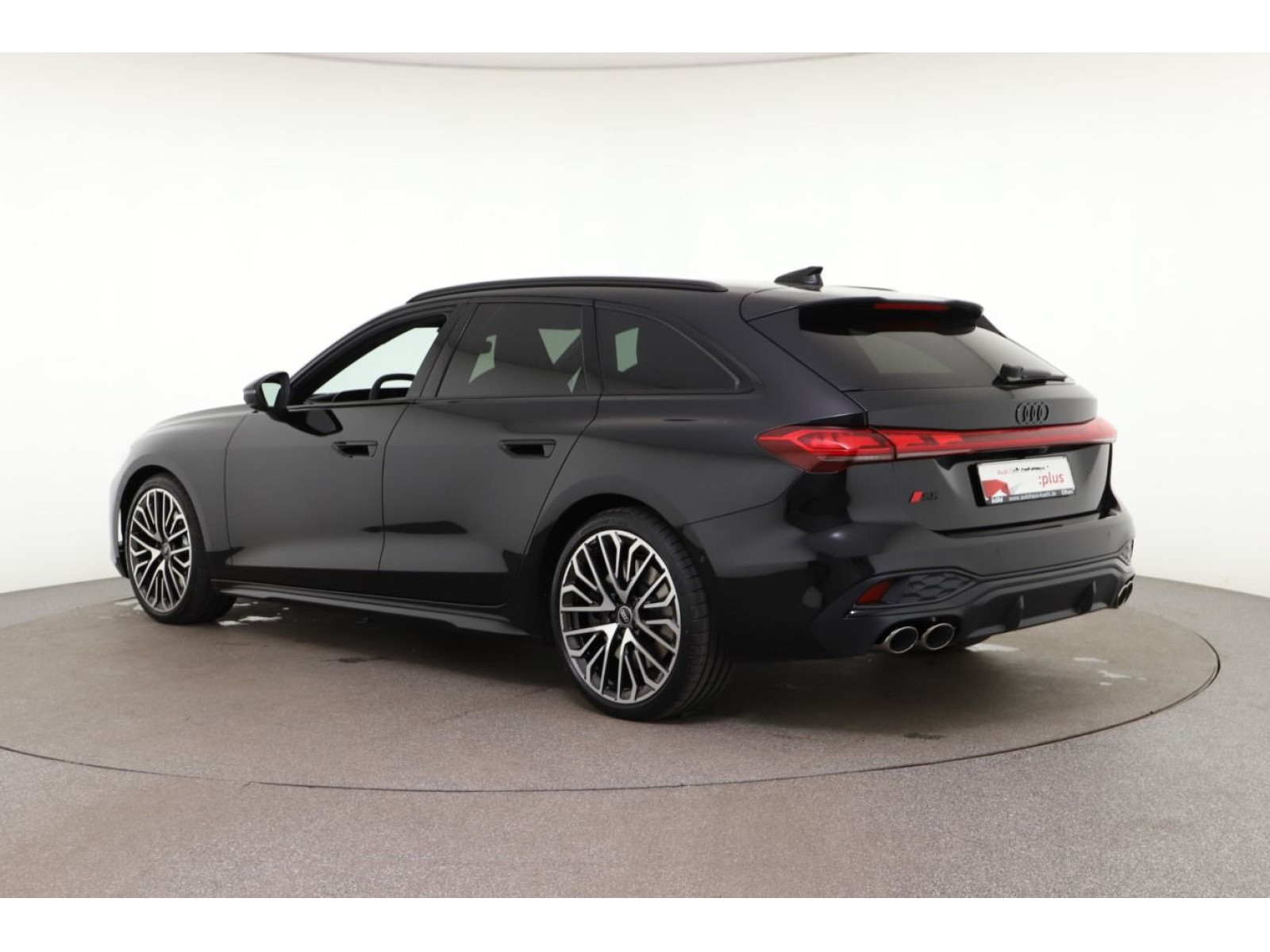 diagonalansicht-hinten-aussen