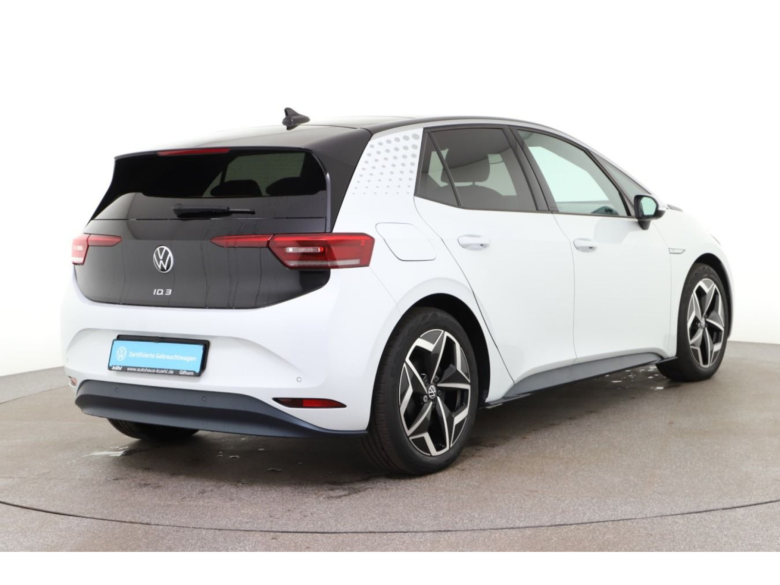 diagonalansicht-hinten-aussen