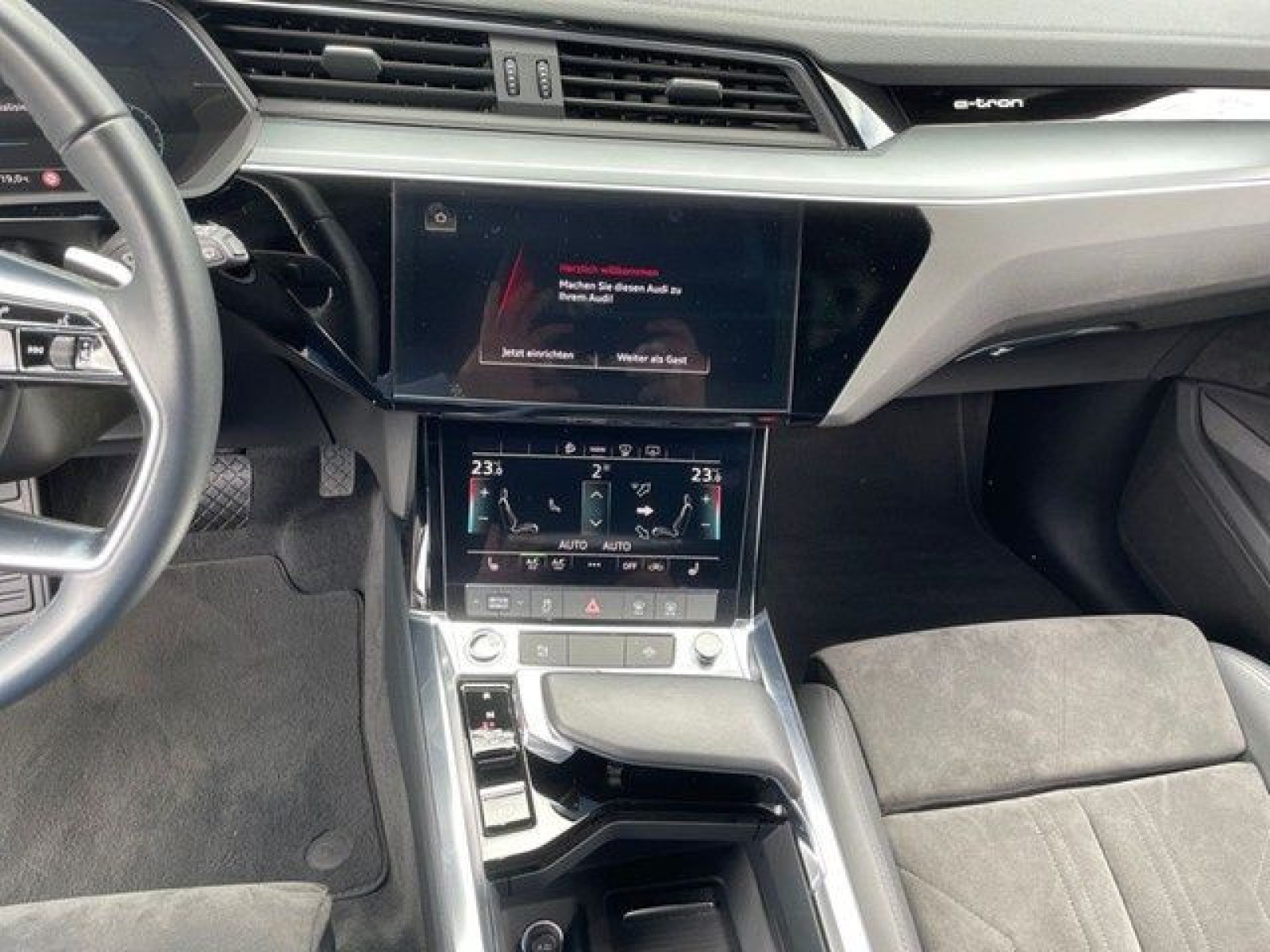Audi - e-tron_10