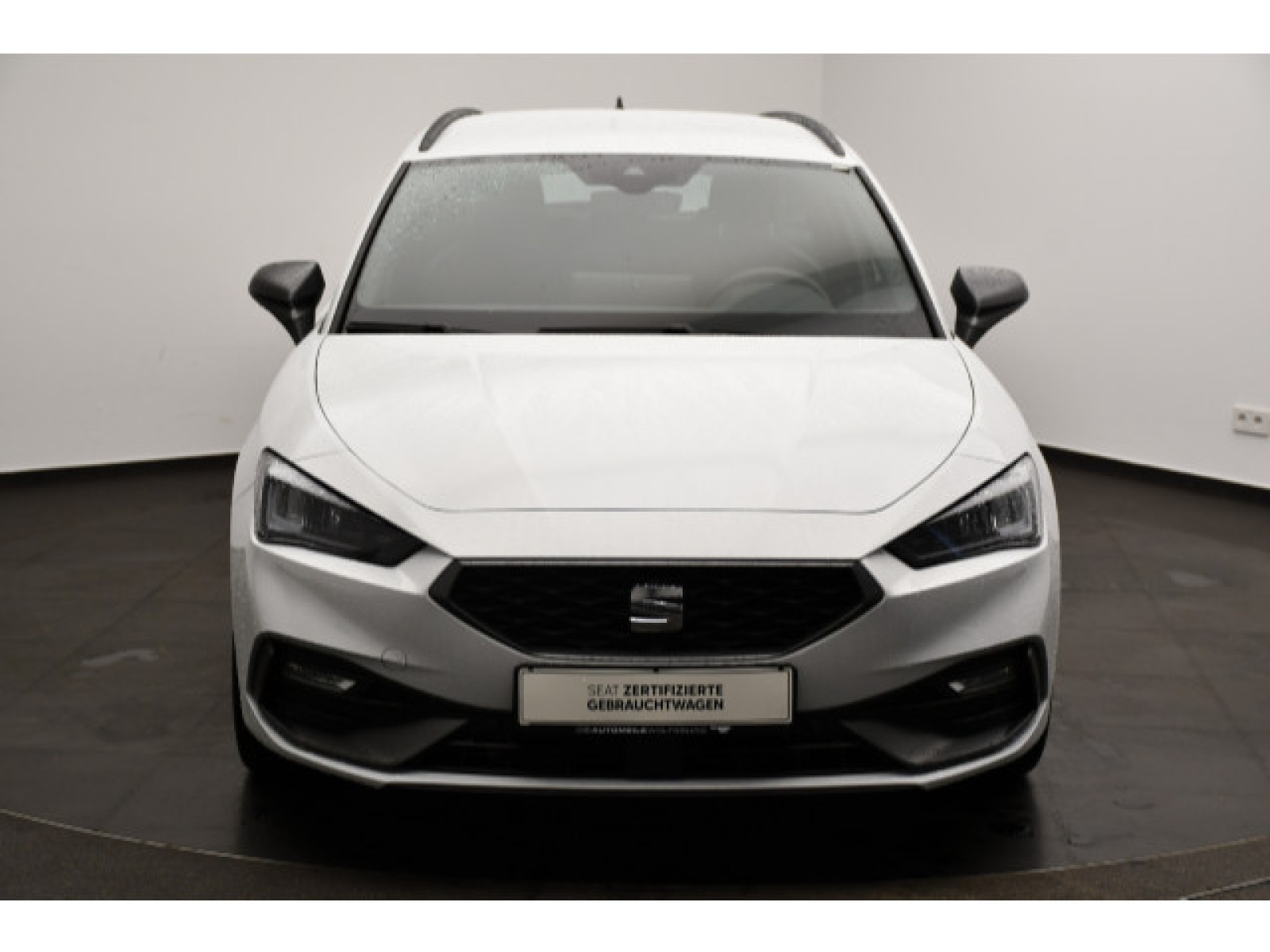 Seat - Leon_17