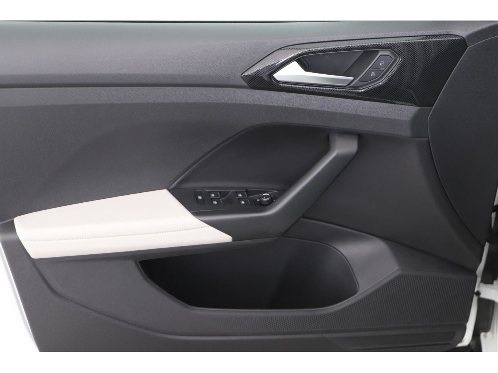 Volkswagen - T-Cross_15