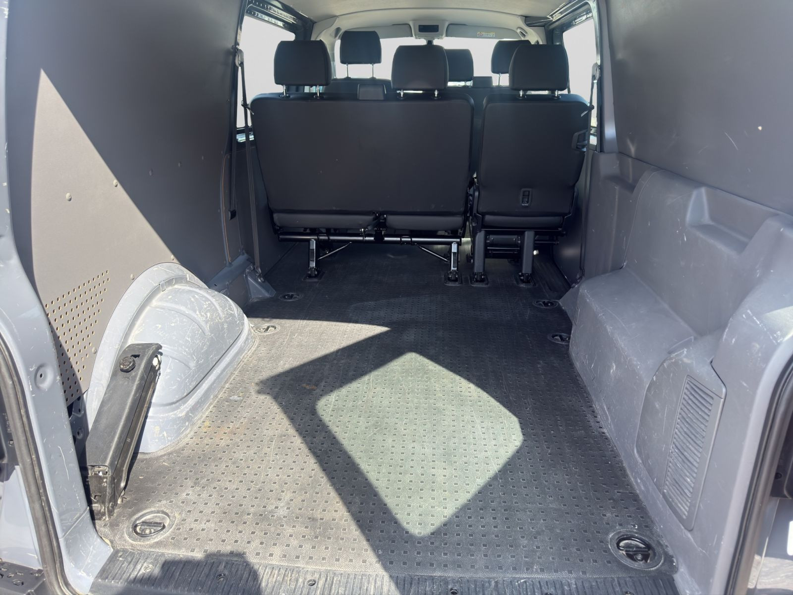 Volkswagen - T6.1 Kombi_18
