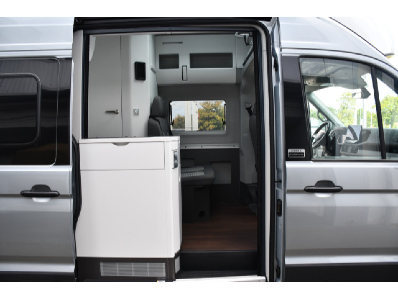Volkswagen - Grand California 600_12