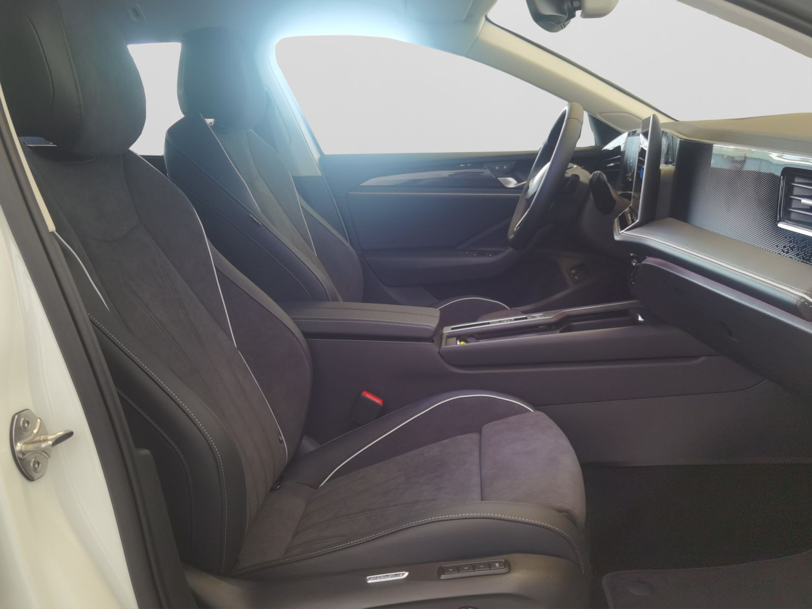 Volkswagen - Passat_21