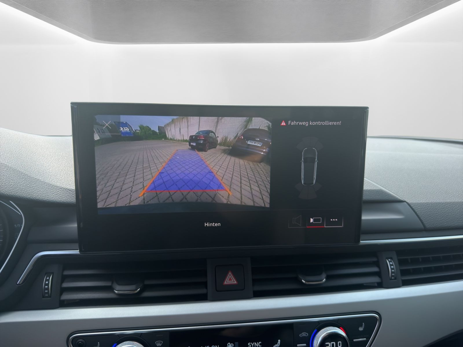 Audi - A4 Avant_16