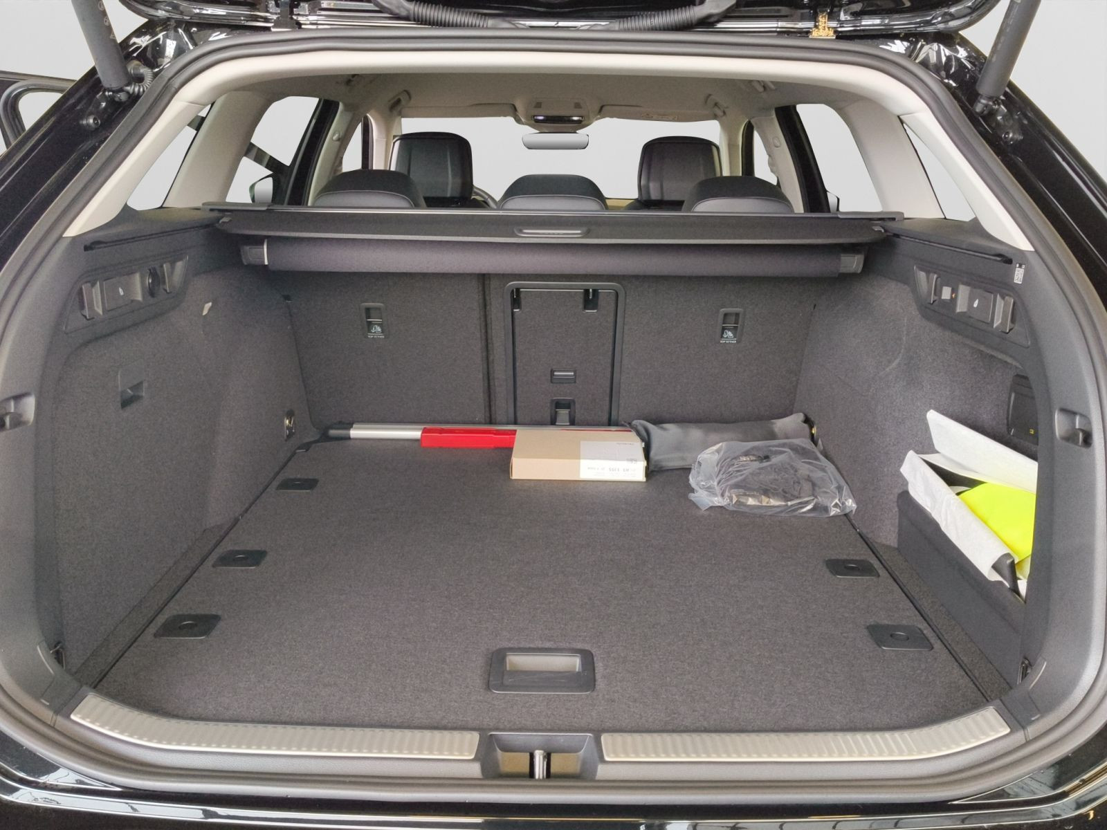 Volkswagen - Passat_18