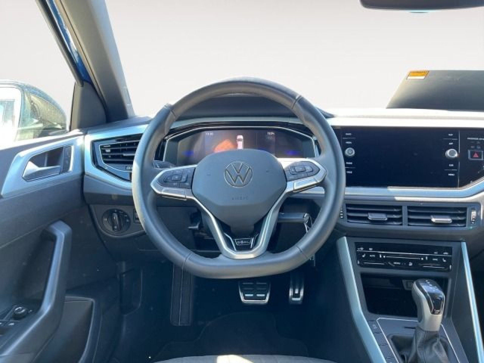 Volkswagen - Taigo_12