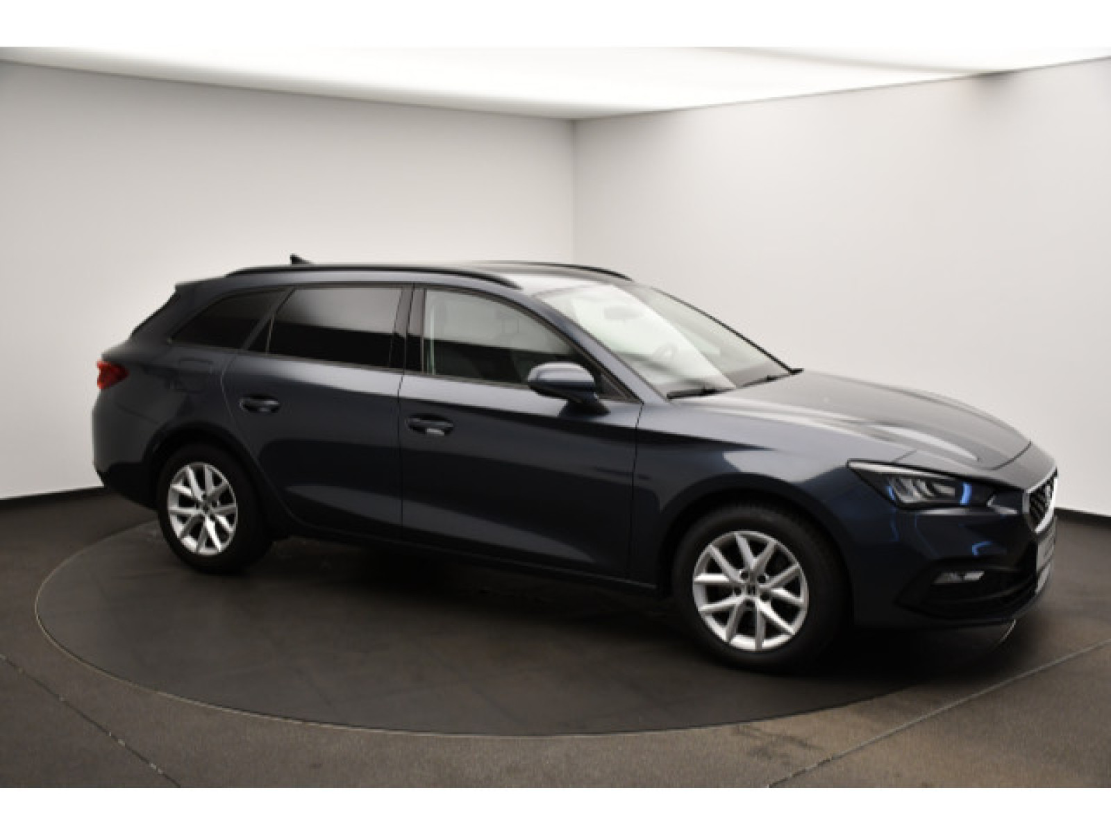Seat - Leon_13