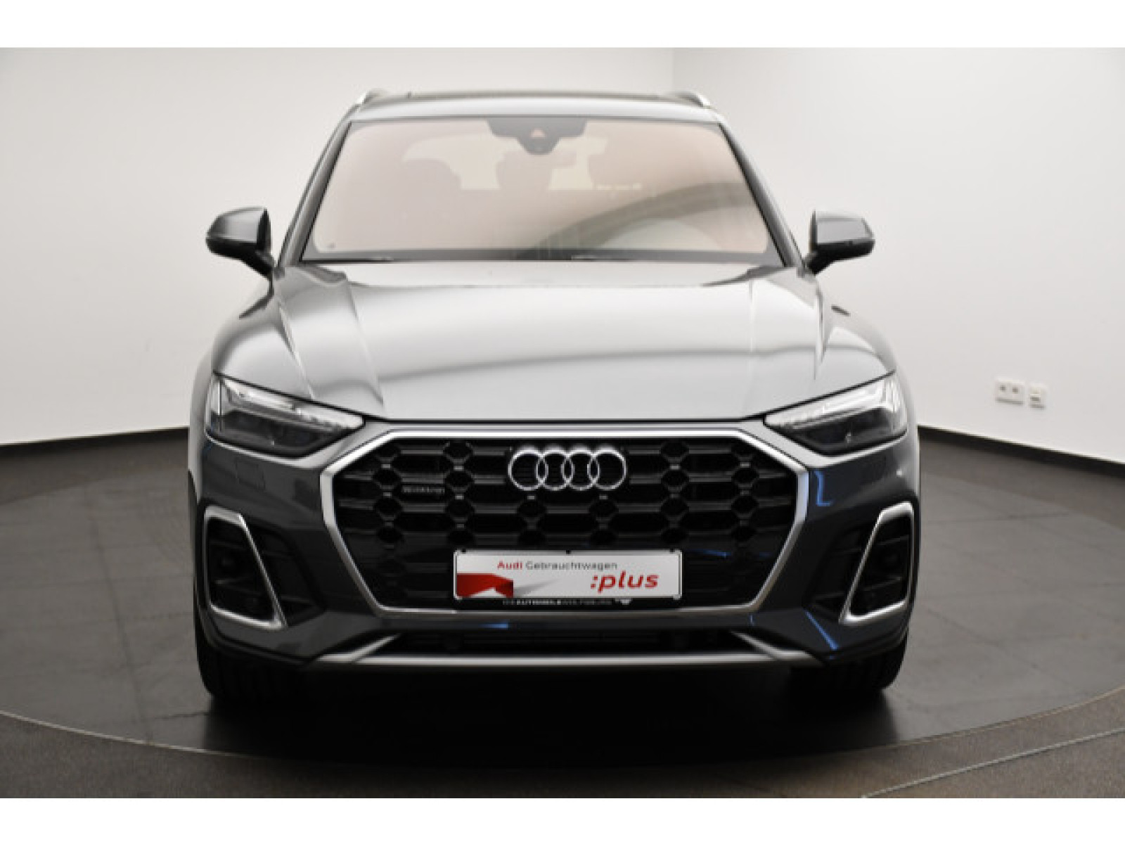 Audi - Q5_21